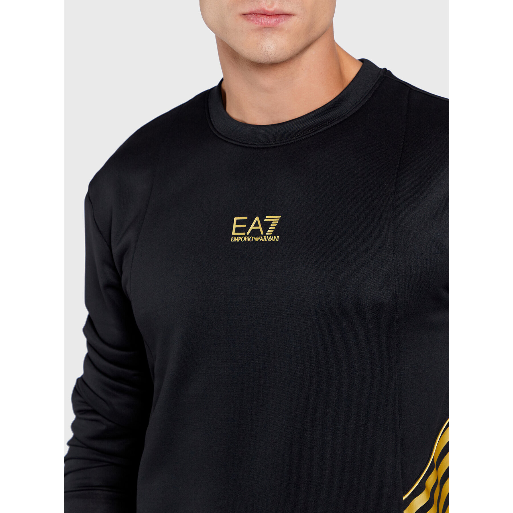 EA7 Emporio Armani Суитшърт 6LPM02 PJ16Z 0208 Черен Regular Fit - Pepit.bg