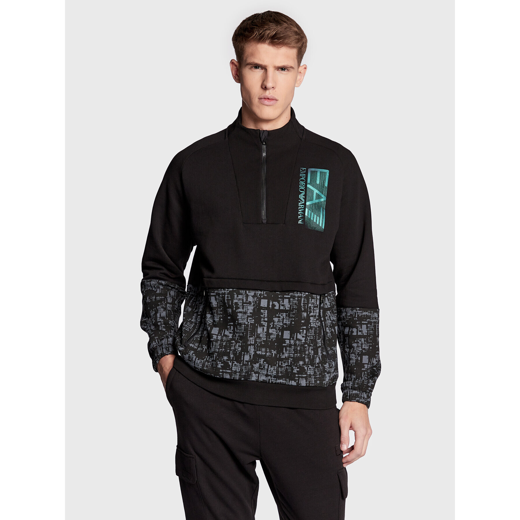 EA7 Emporio Armani Суитшърт 6LPM28 PJ07Z 1200 Черен Regular Fit - Pepit.bg