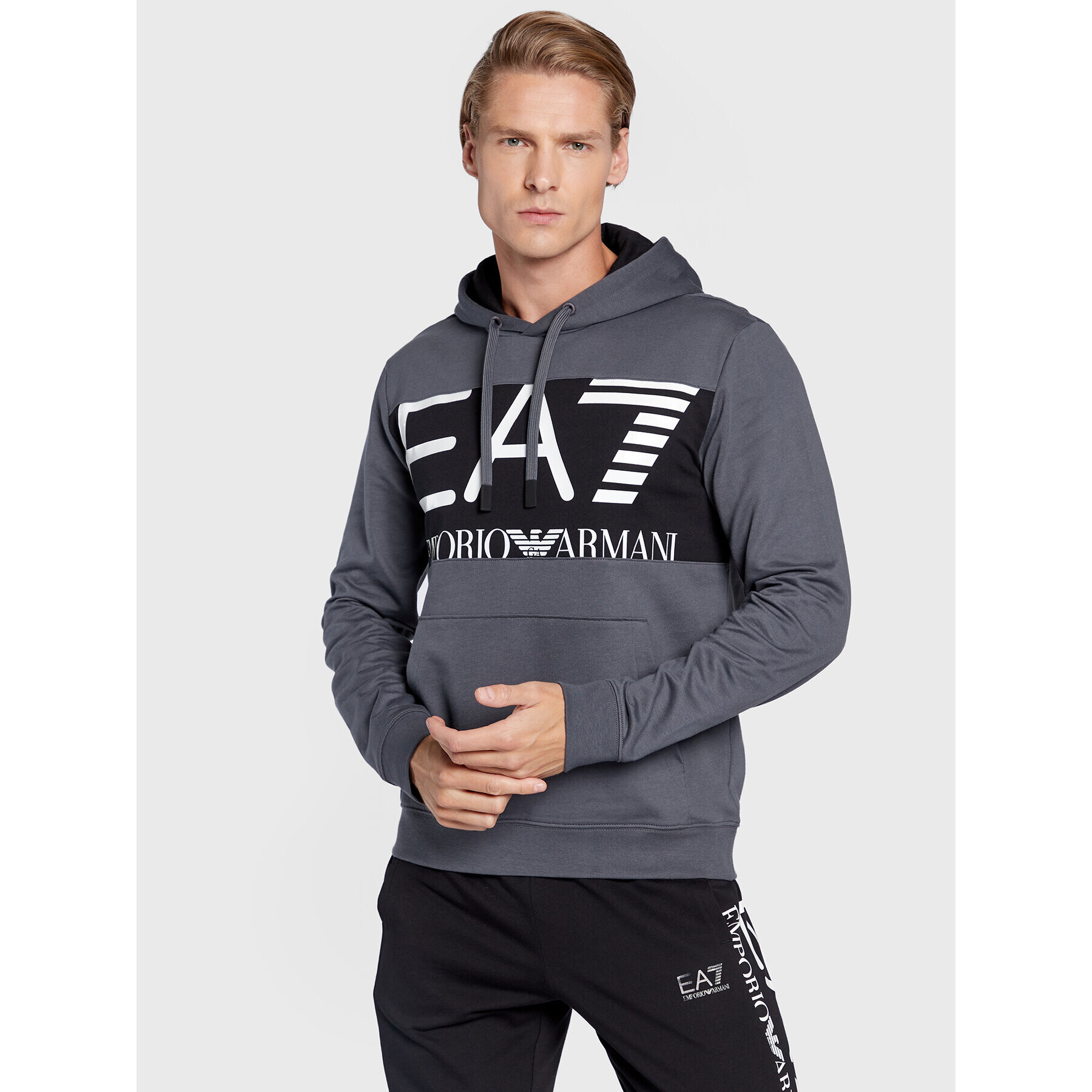 EA7 Emporio Armani Суитшърт 6LPM52 PJFGZ 1977 Сив Regular Fit - Pepit.bg