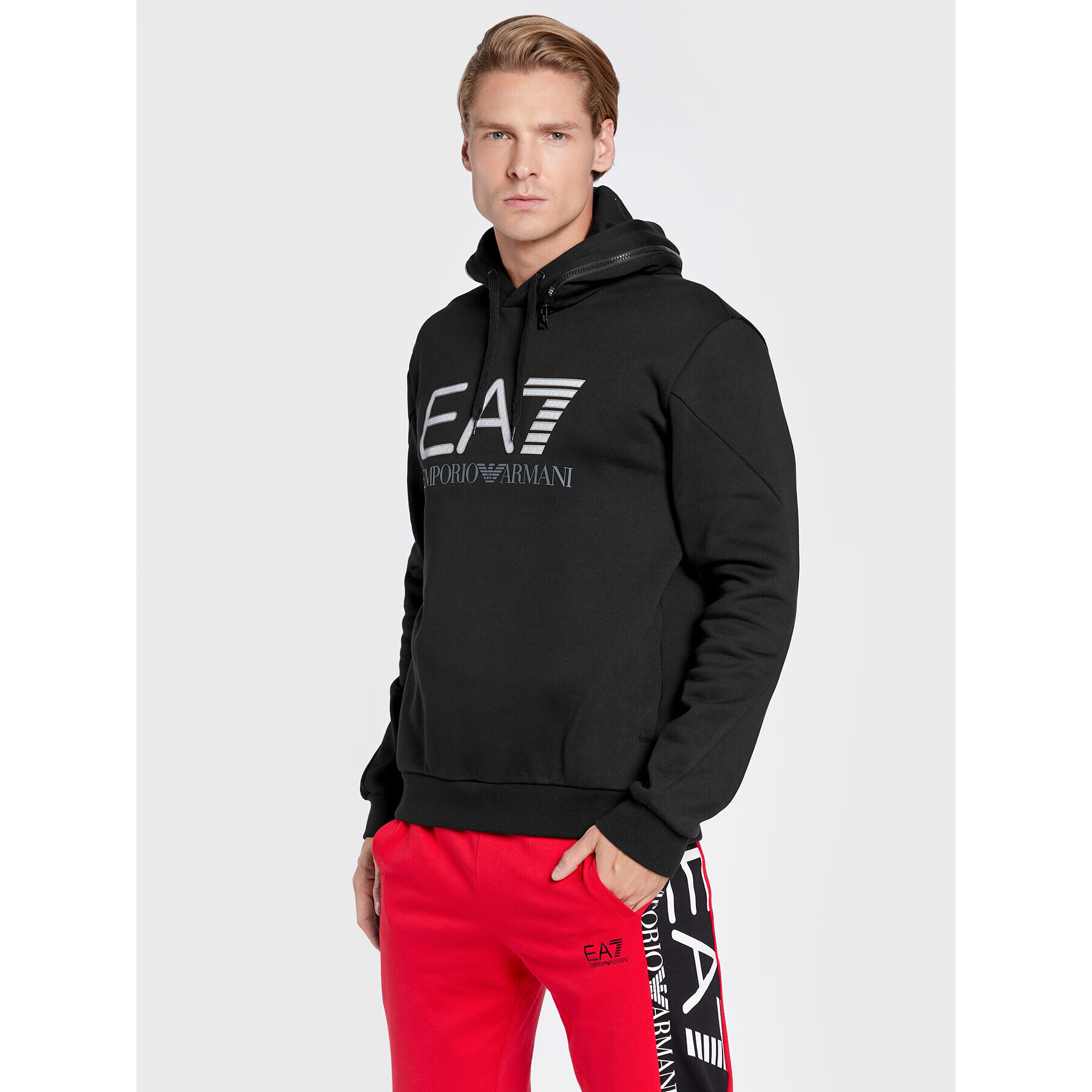 EA7 Emporio Armani Суитшърт 6LPM88 PJ07Z 1200 Черен Regular Fit - Pepit.bg