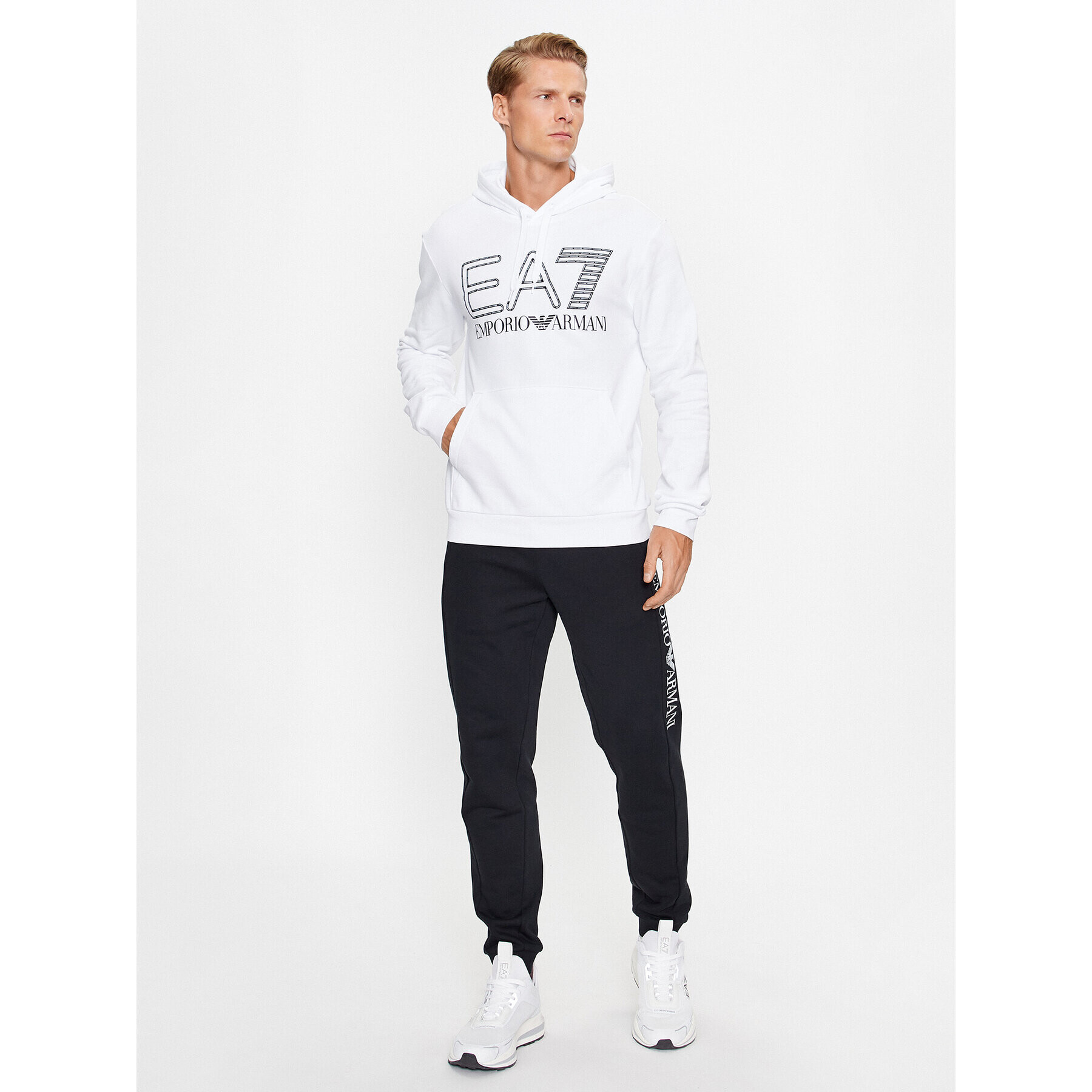 EA7 Emporio Armani Суитшърт 6RPM09 PJSHZ 1100 Бял Regular Fit - Pepit.bg