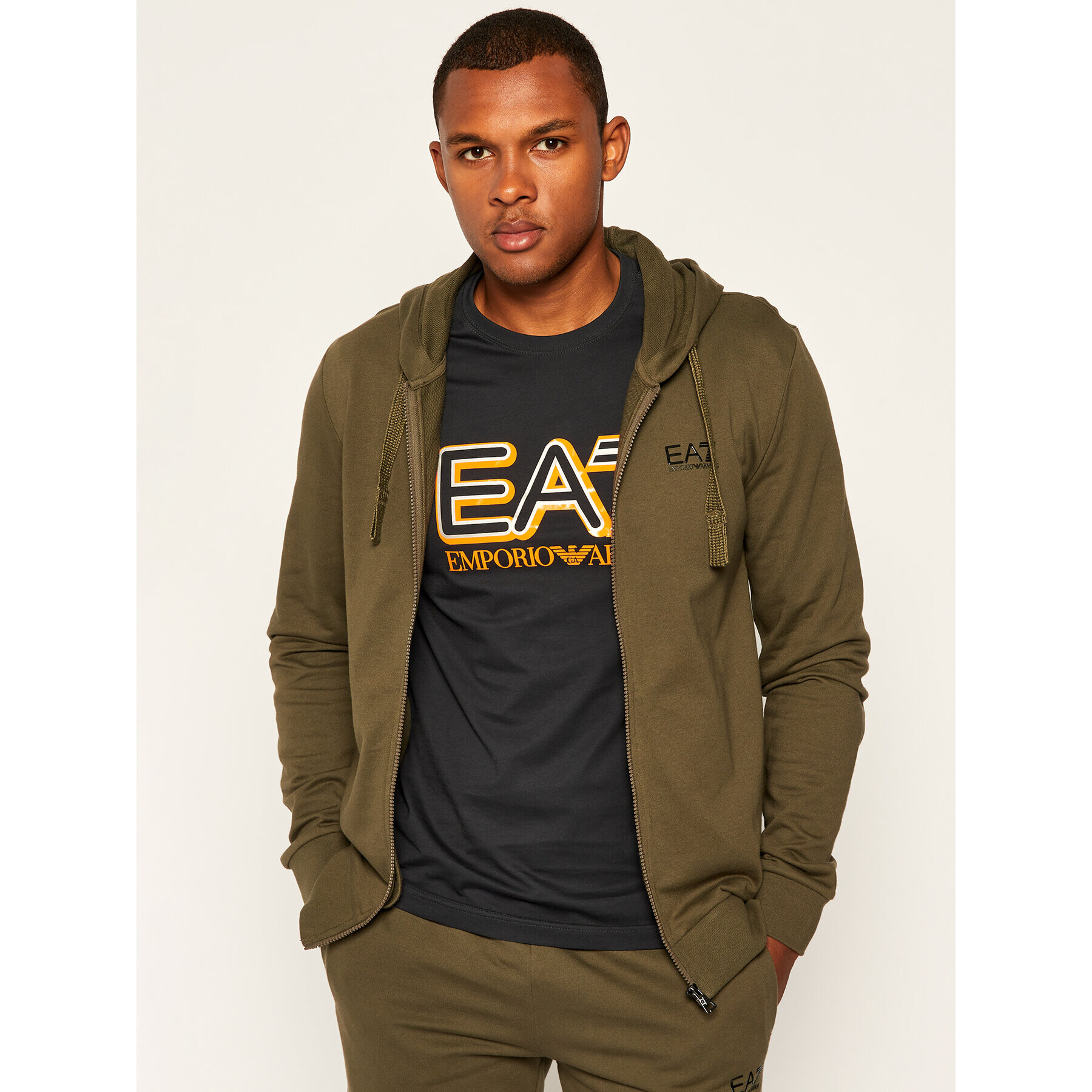 EA7 Emporio Armani Суитшърт 8NPM03 PJ05Z 1867 Зелен Regular Fit - Pepit.bg