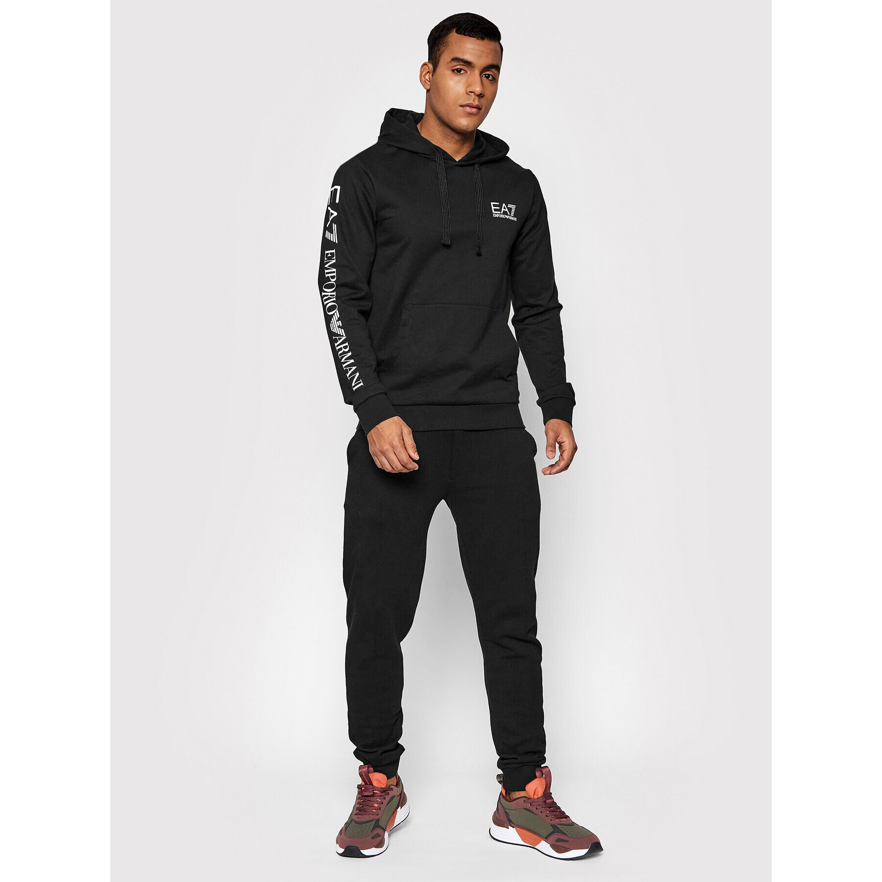 EA7 Emporio Armani Суитшърт 8NPM18 PJ05Z 0203 Черен Regular Fit - Pepit.bg