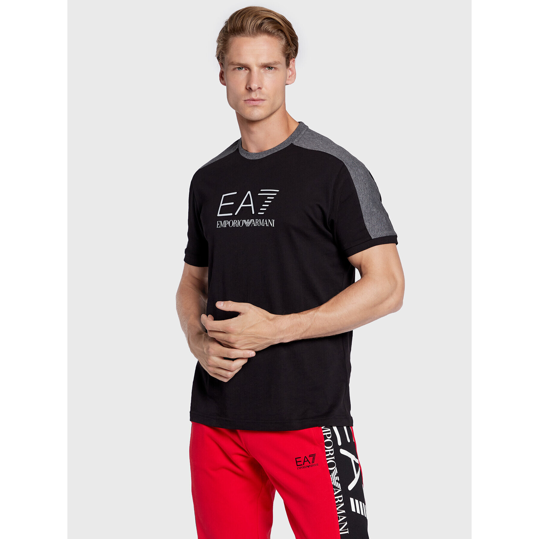 EA7 Emporio Armani Тишърт 6LPT06 PJ02Z 1200 Черен Regular Fit - Pepit.bg