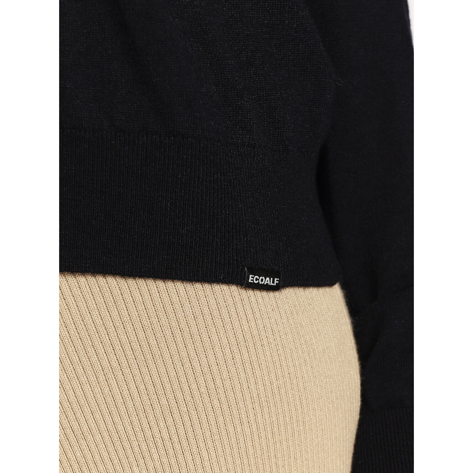 Ecoalf Пуловер Keep GAKNKEEPA6261WW22 Черен Regular Fit - Pepit.bg