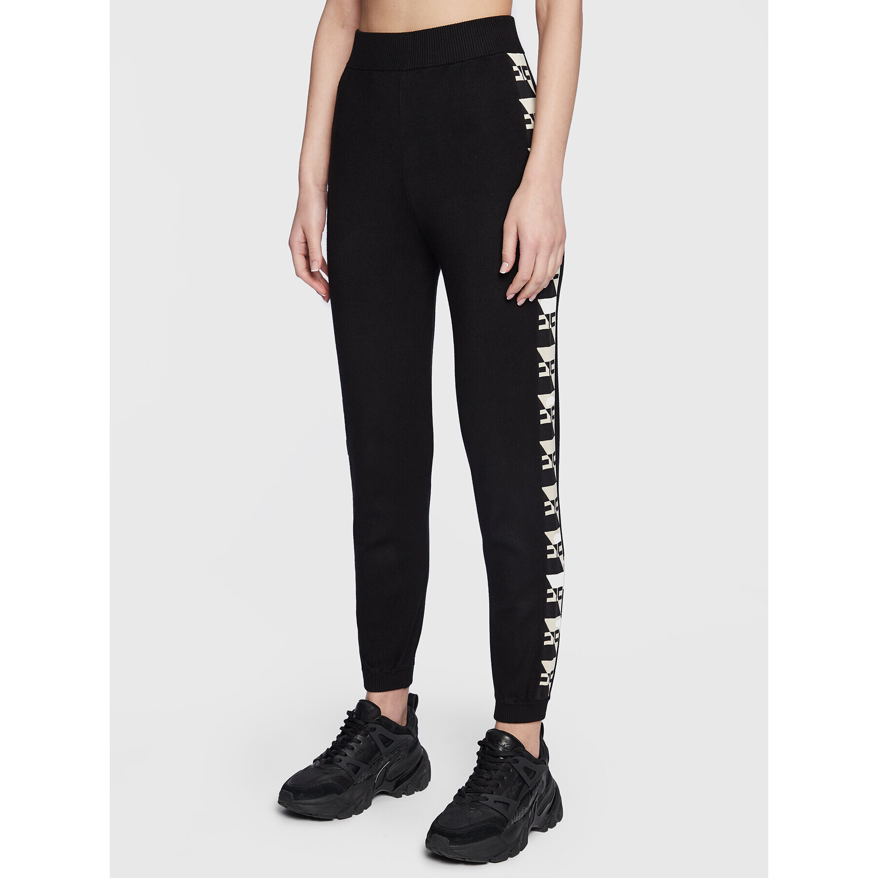 Elisabetta Franchi Долнище анцуг KP-35S-31E2-V340 Черен Loose Fit - Pepit.bg
