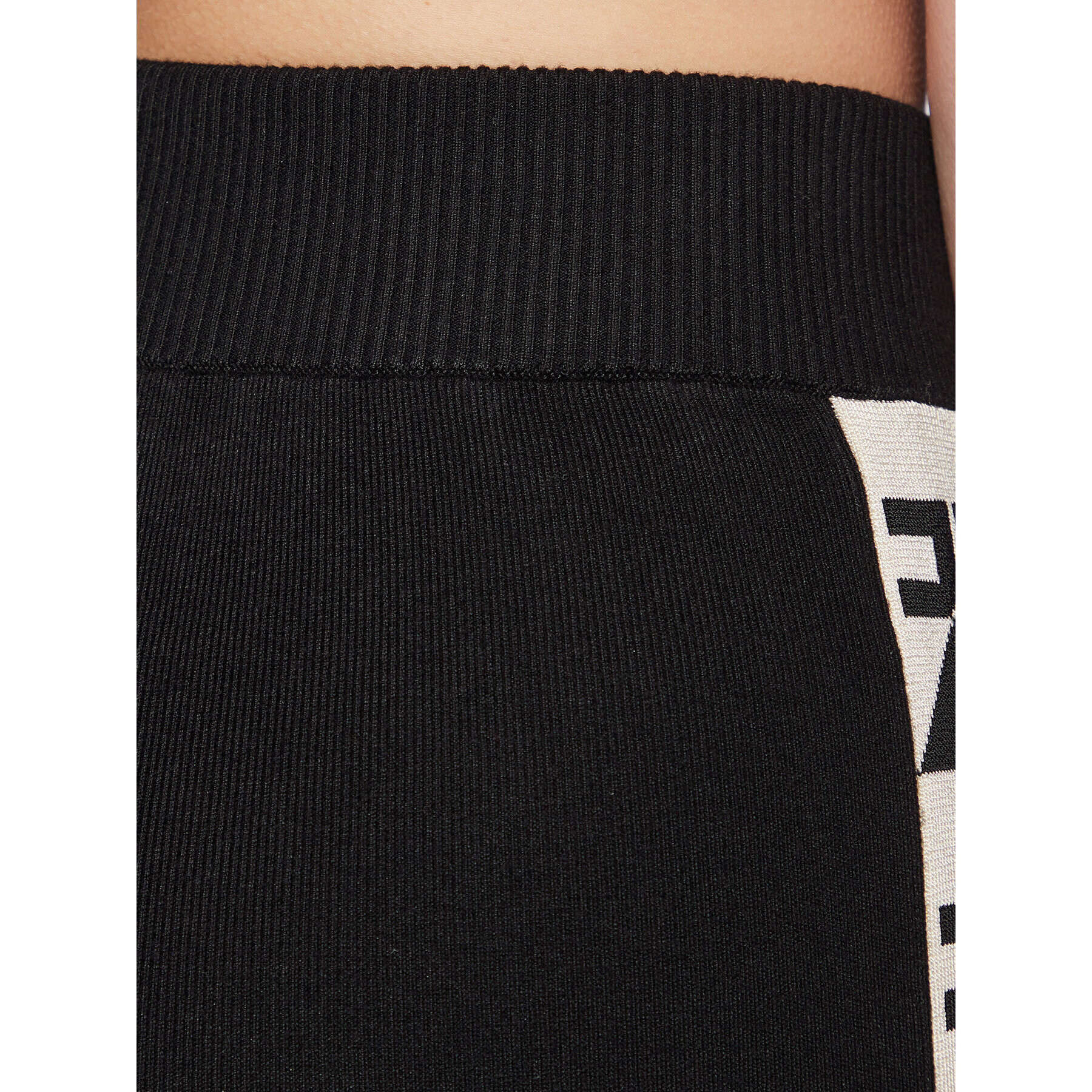 Elisabetta Franchi Долнище анцуг KP-35S-31E2-V340 Черен Loose Fit - Pepit.bg