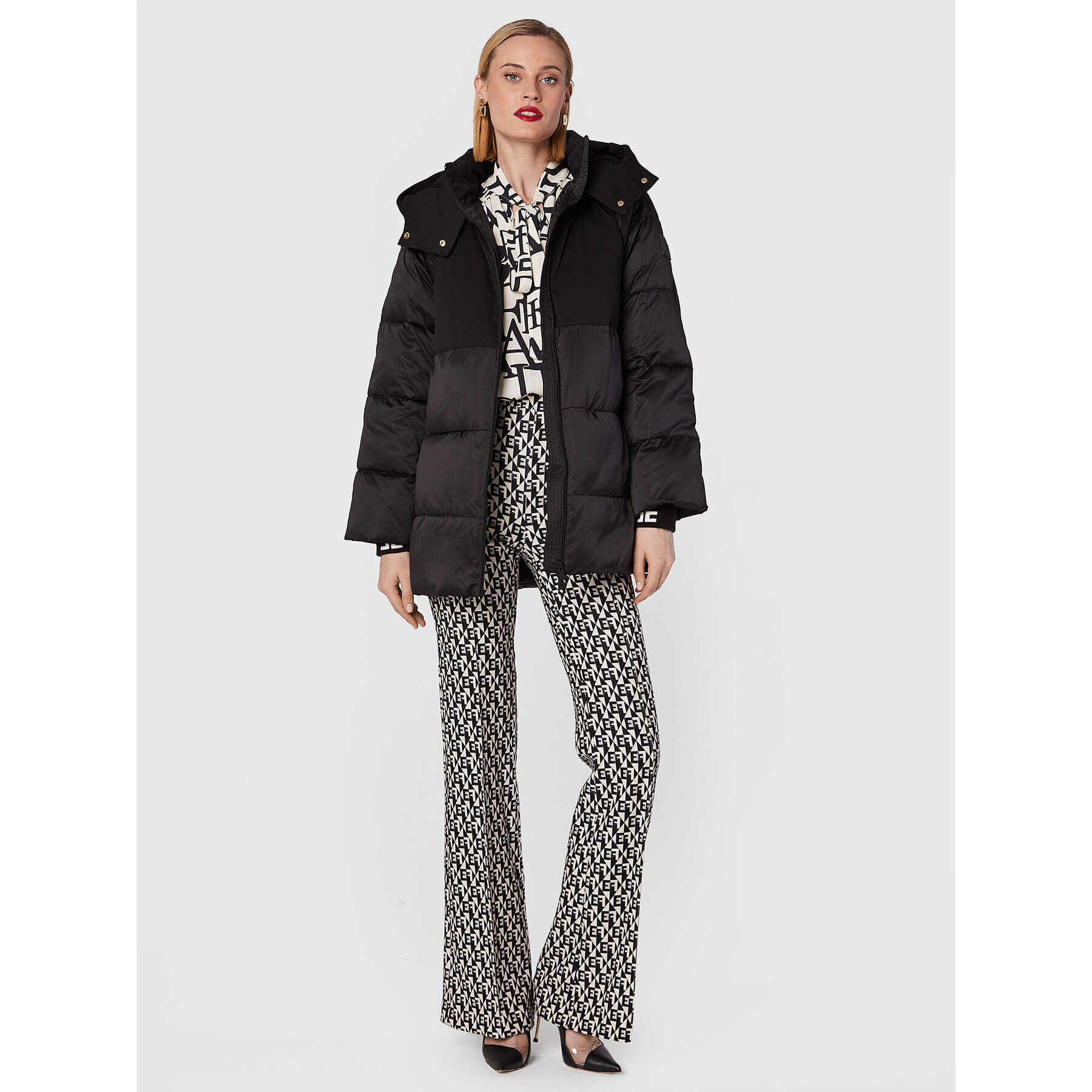 Elisabetta Franchi Пухено яке PI-48Z-26E2-V490 Черен Oversize - Pepit.bg