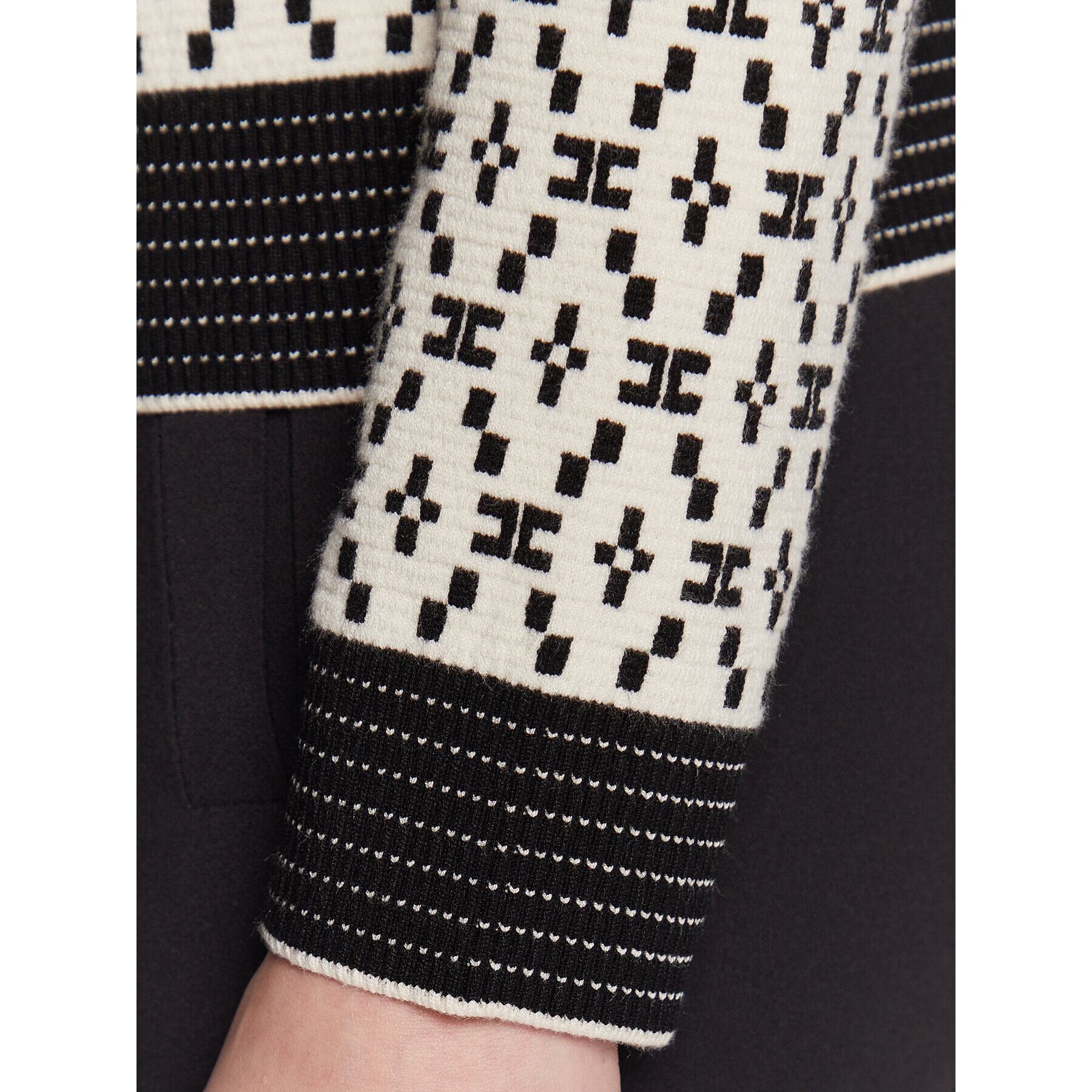 Elisabetta Franchi Суитшърт MK-09Q-31E2-V400 Екрю Regular Fit - Pepit.bg