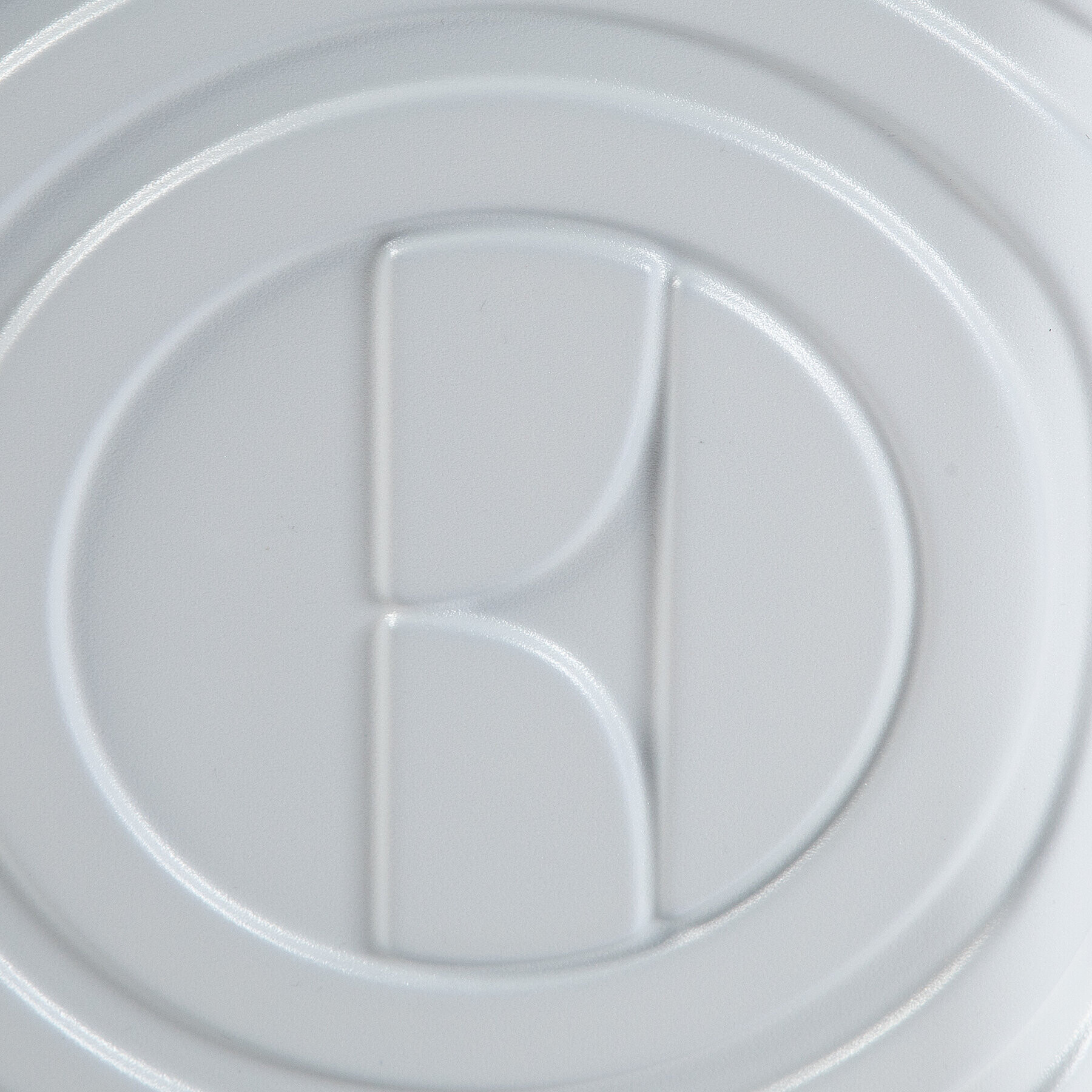 ELLE Малък твърд куфар Debossed Logo EL39HA.49.01 Бял - Pepit.bg