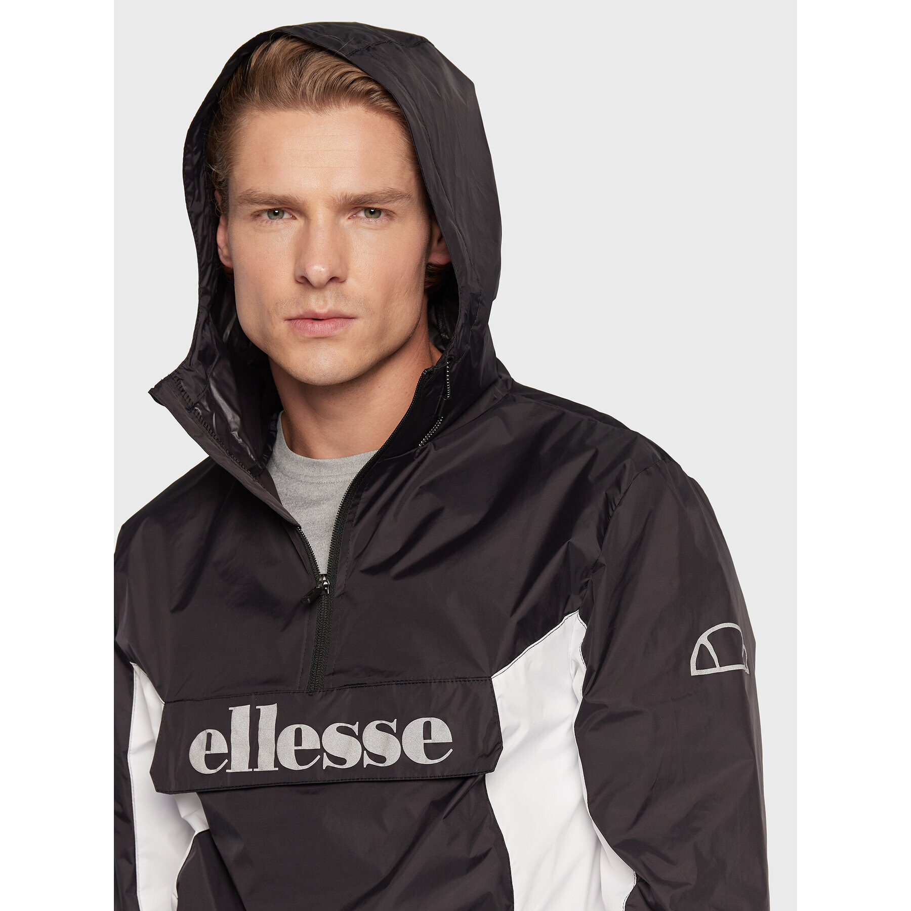 Ellesse Анорак Aceras SHK13435 Черен Regular Fit - Pepit.bg