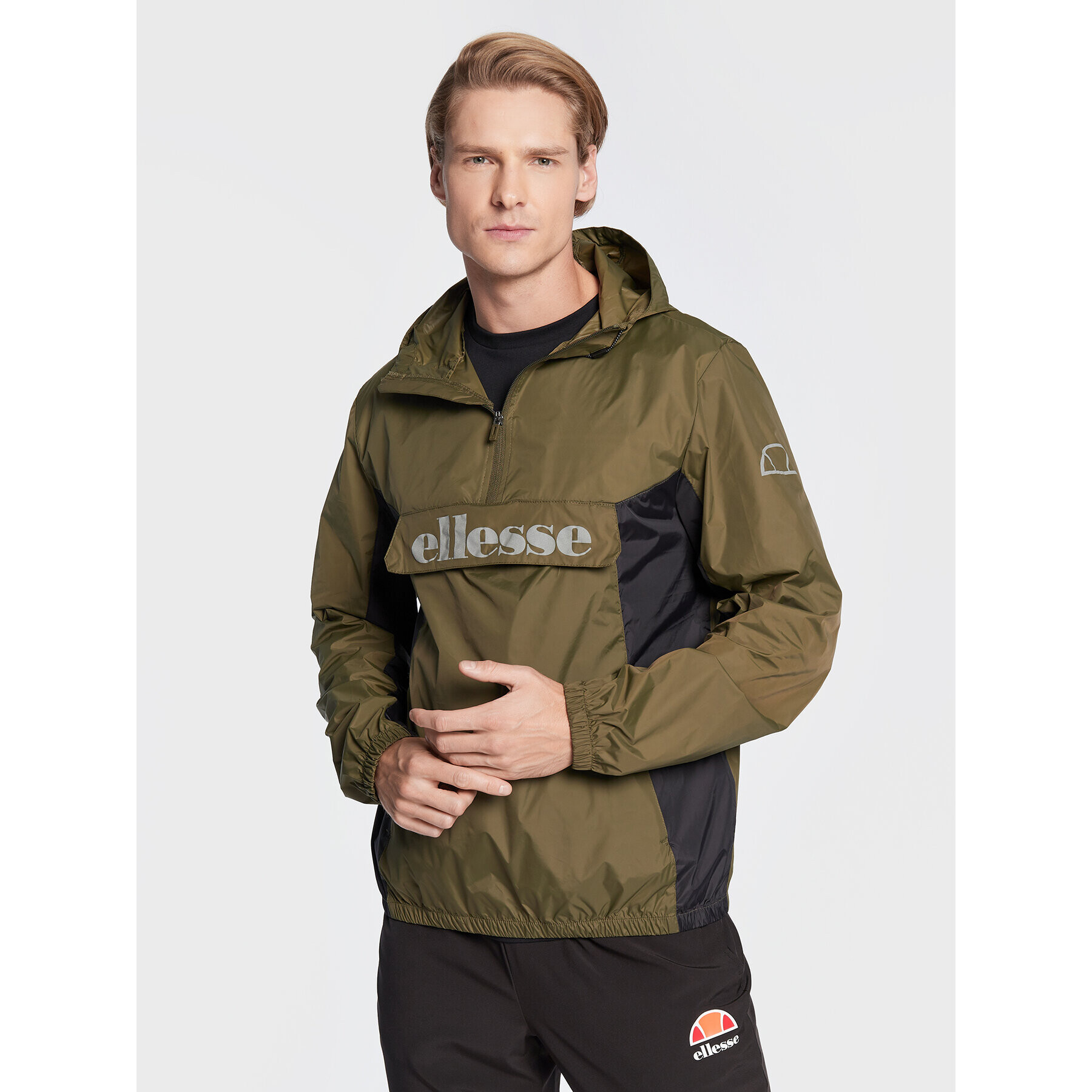 Ellesse Анорак Aceras SHK13435 Зелен Regular Fit - Pepit.bg