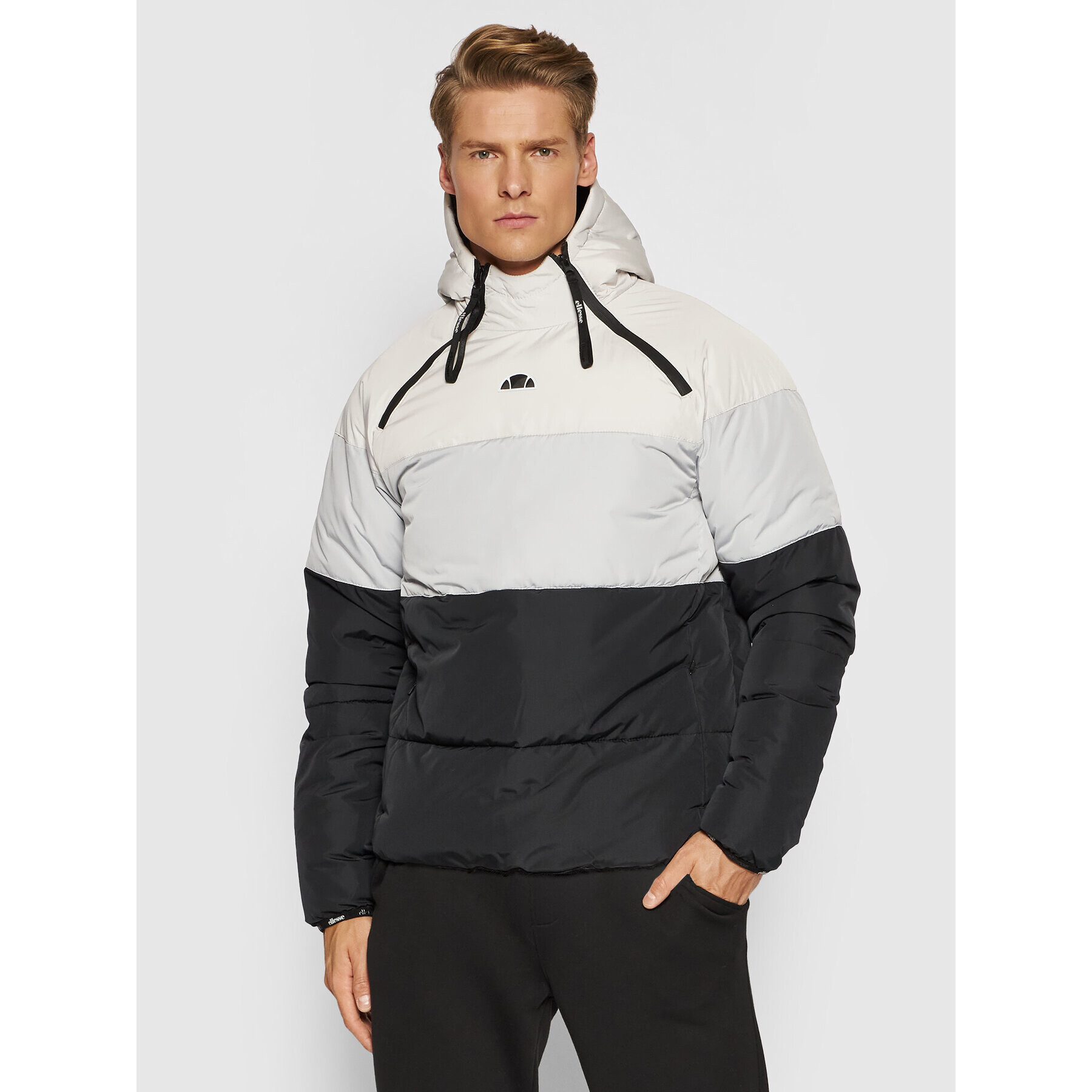 Ellesse Анорак Malavita SXK12288 Черен Regular Fit - Pepit.bg