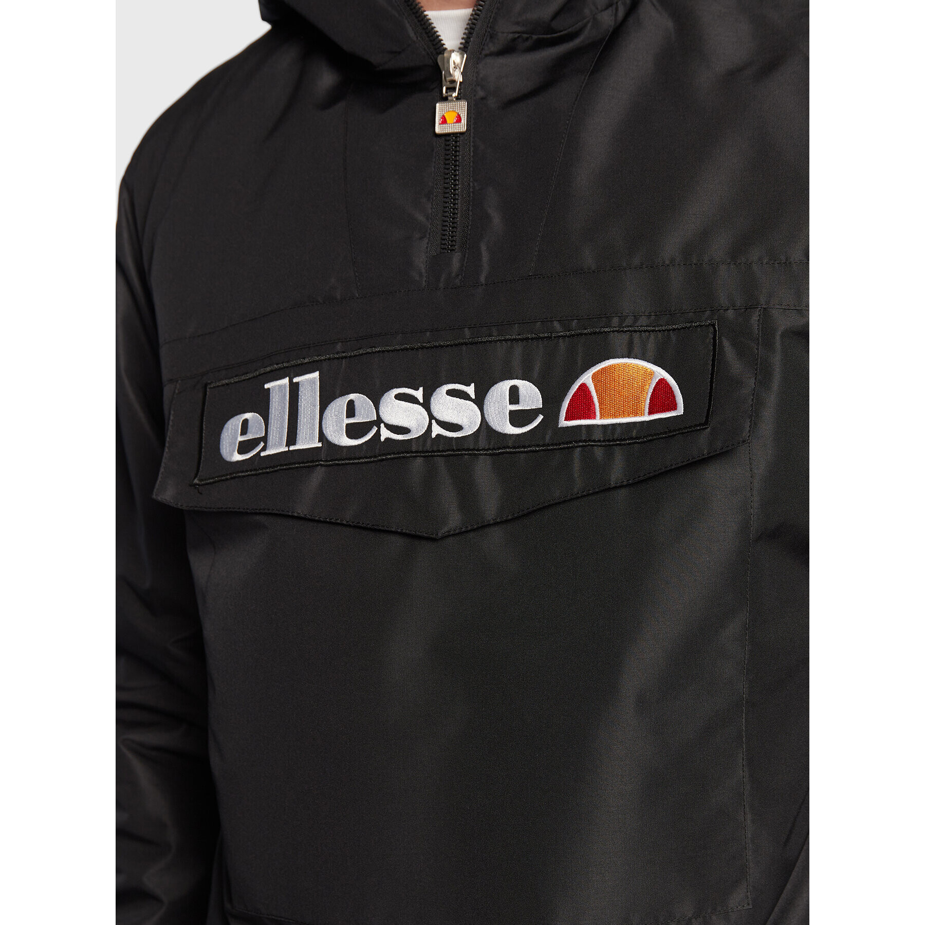 Ellesse Анорак Monterini SHK08149 Черен Regular Fit - Pepit.bg