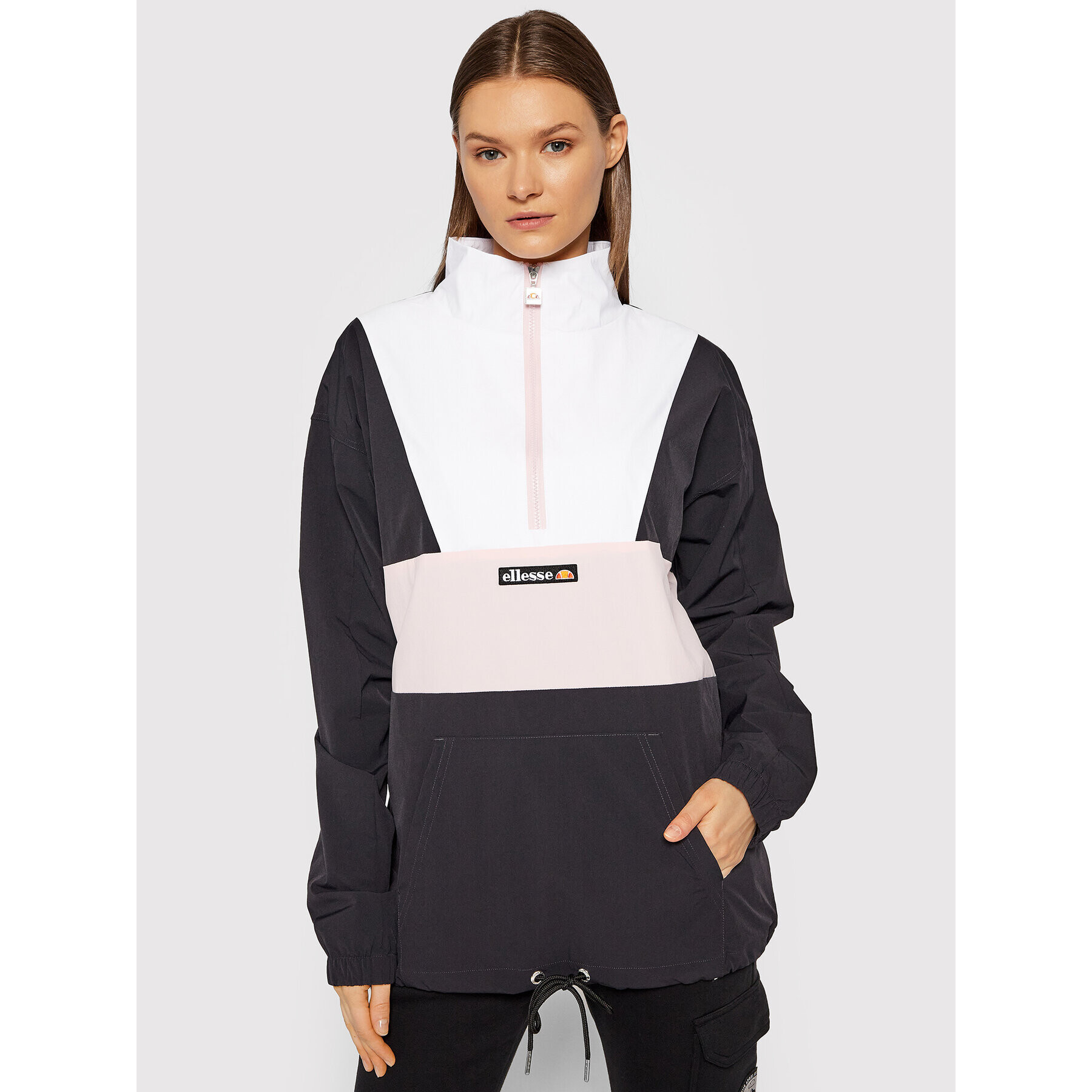 Ellesse Анорак Sophia SGK08420 Черен Regular Fit - Pepit.bg