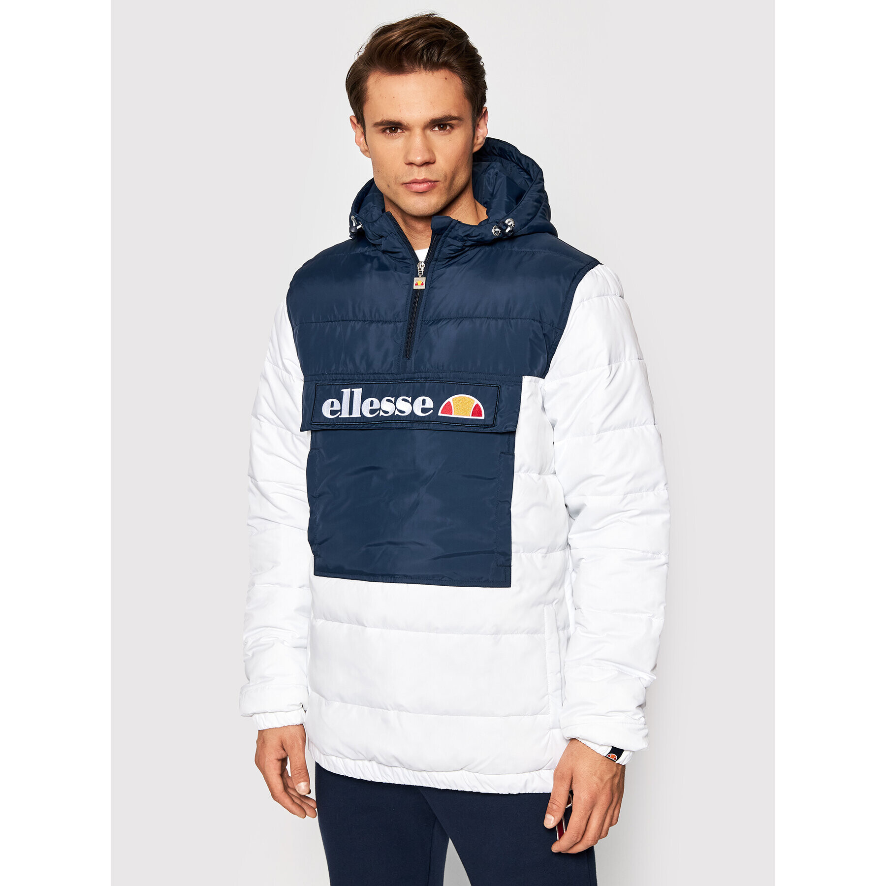 Ellesse Анорак Ultum SHK12202 Бял Regular Fit - Pepit.bg