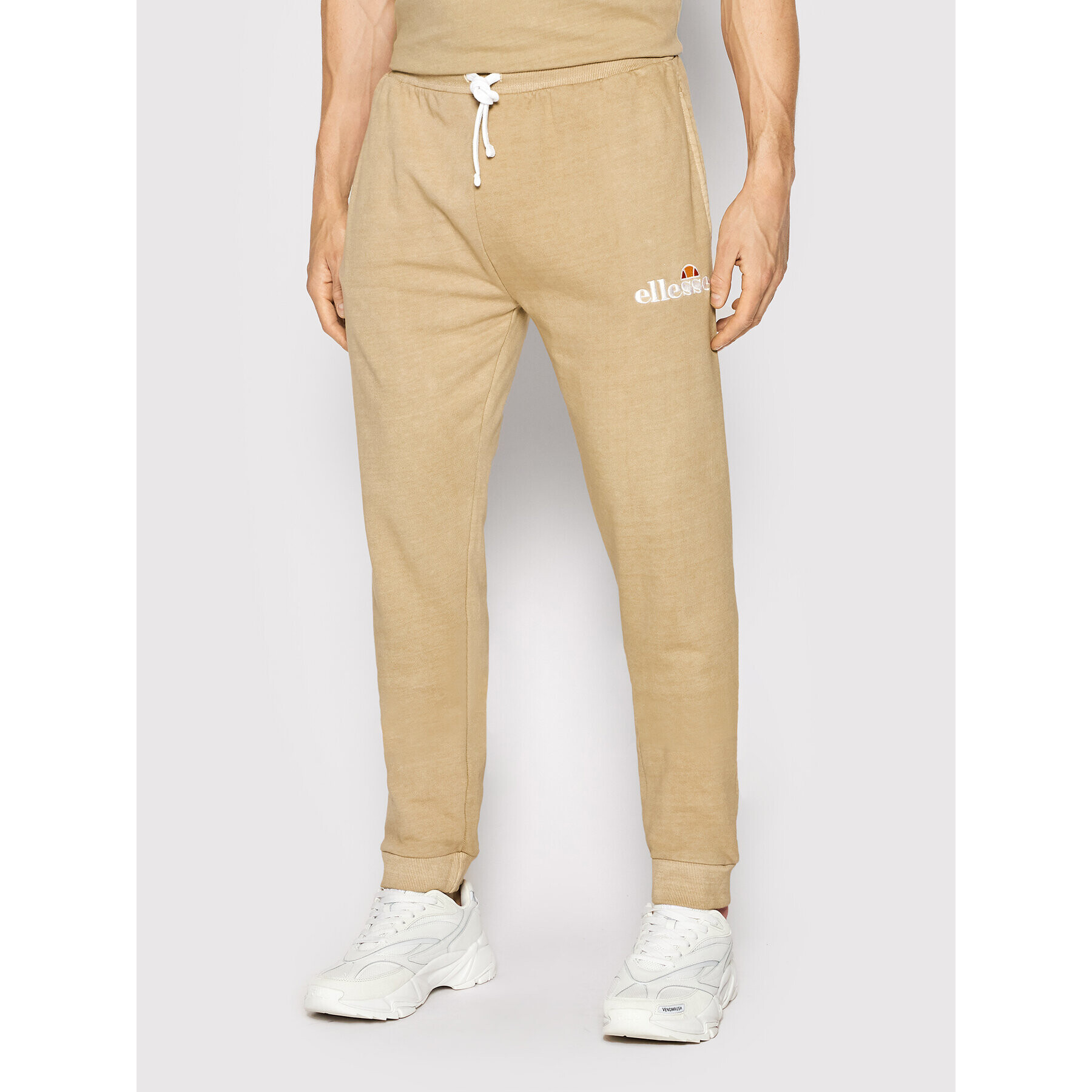 Ellesse Долнище анцуг Acacia SHM13147 Кафяв Regular Fit - Pepit.bg