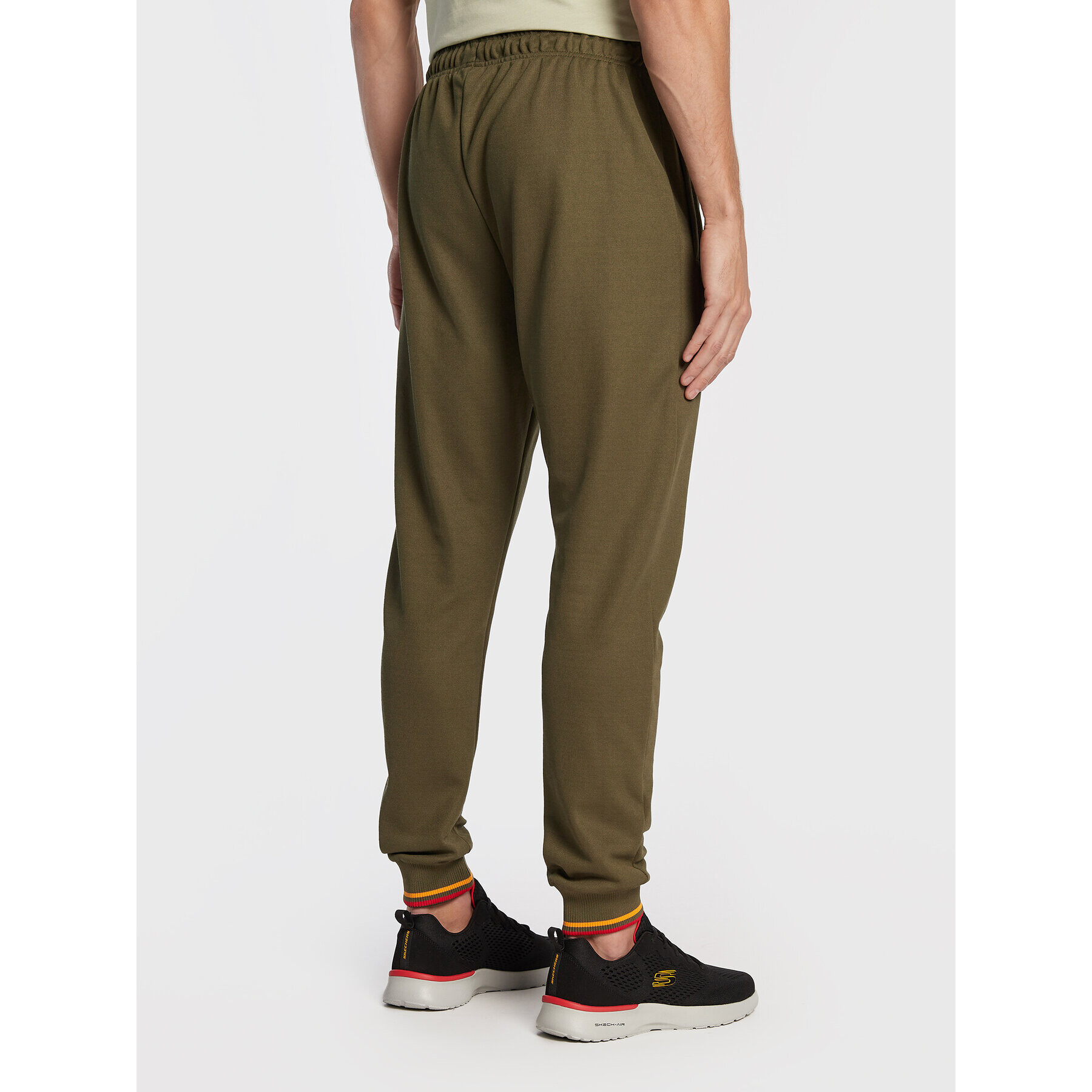 Ellesse Долнище анцуг Cesar SHP16445 Зелен Regular Fit - Pepit.bg