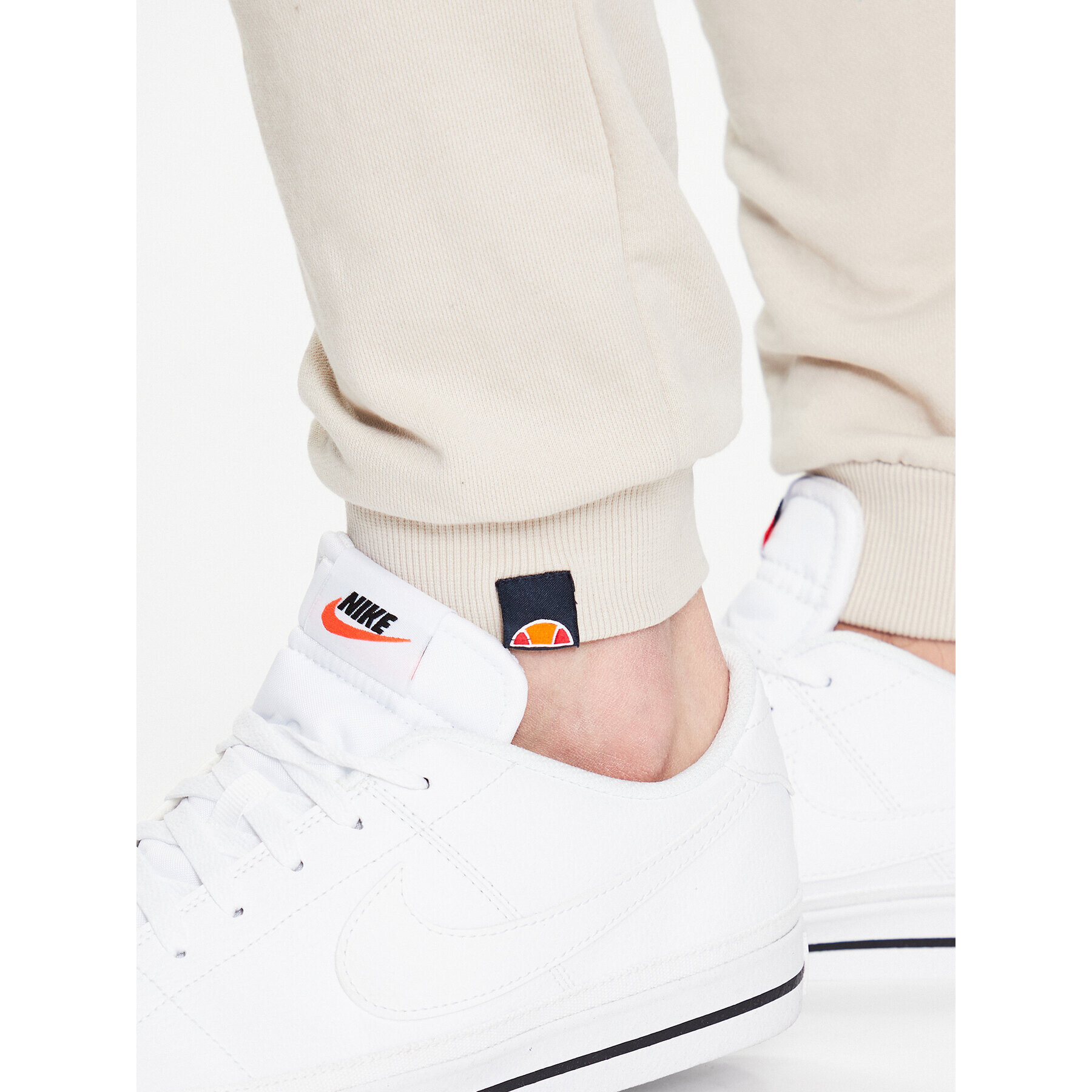 Ellesse Долнище анцуг Coperchiata SHR17563 Бежов Regular Fit - Pepit.bg