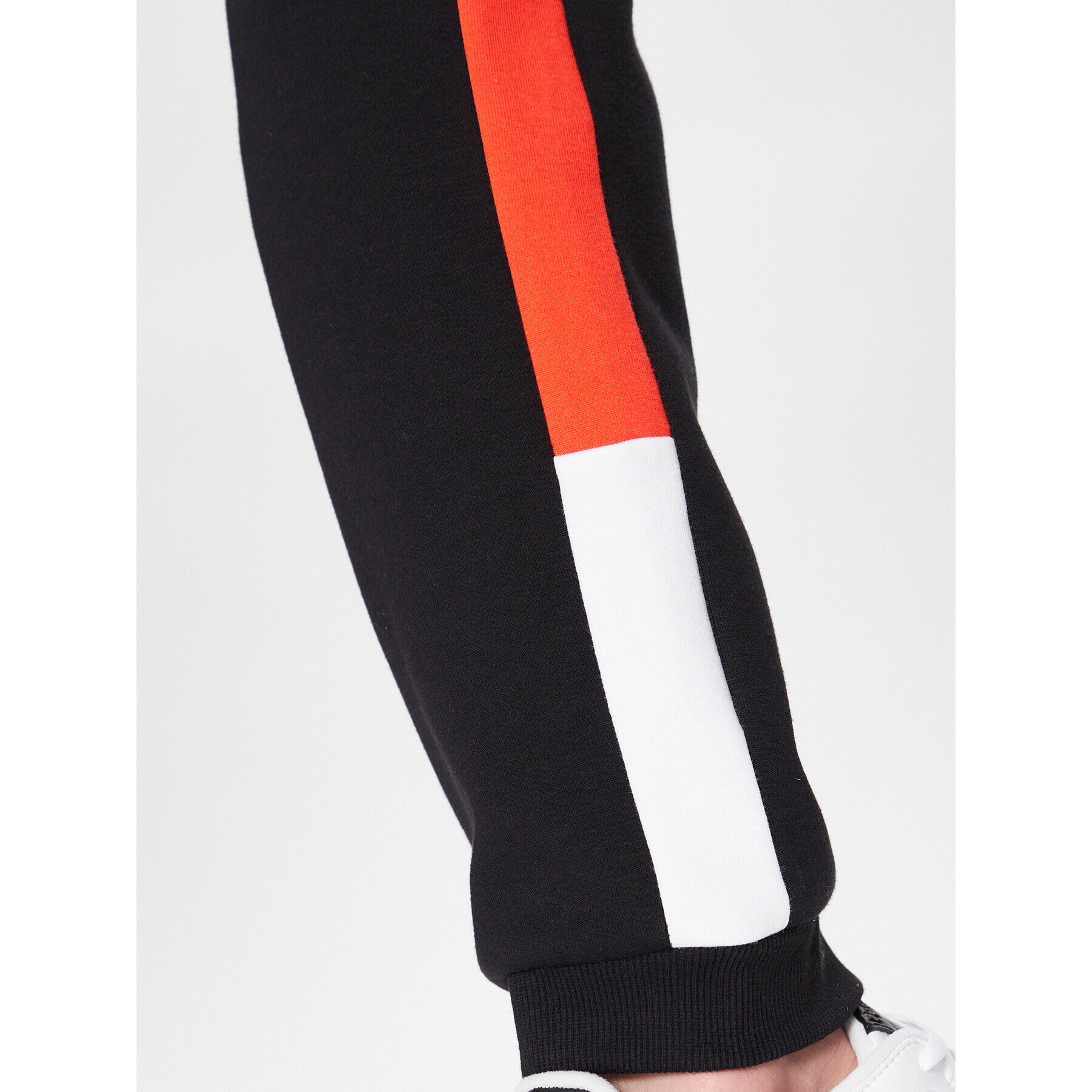 Ellesse Долнище анцуг Forsto SXR17848 Черен Regular Fit - Pepit.bg