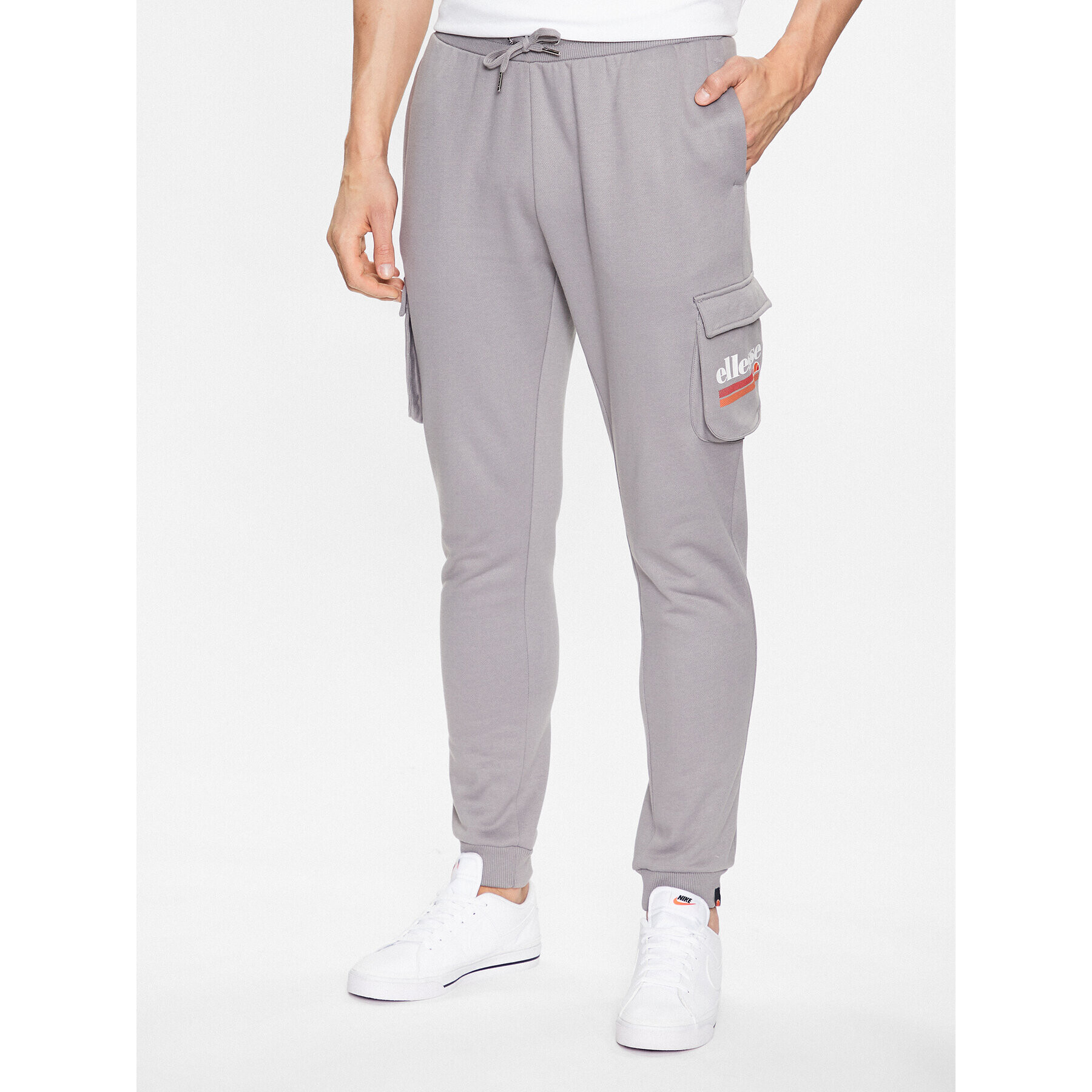 Ellesse Долнище анцуг Labico SHR17718 Сив Regular Fit - Pepit.bg