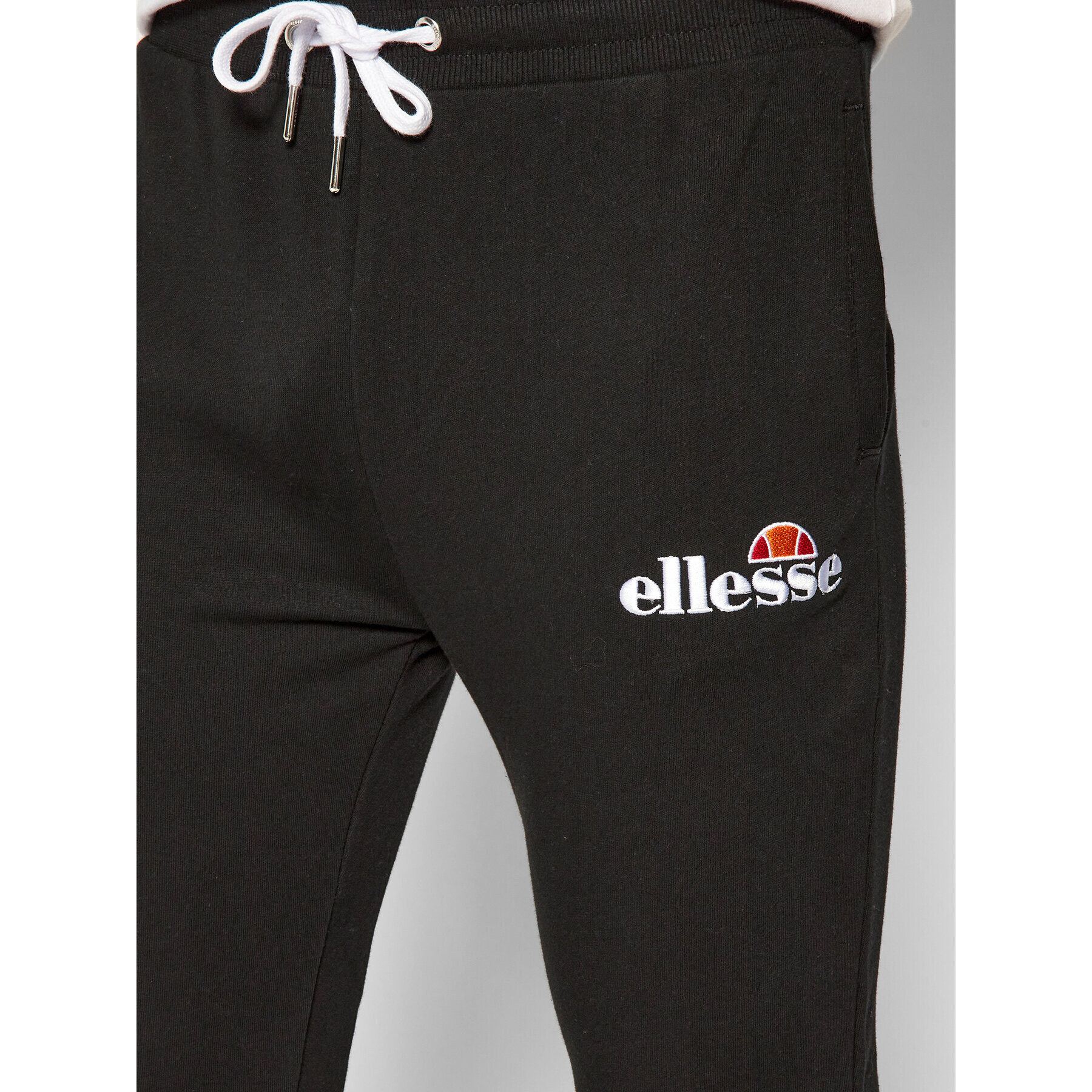 Ellesse Долнище анцуг Nioro SHS08783 Черен Classic Fit - Pepit.bg