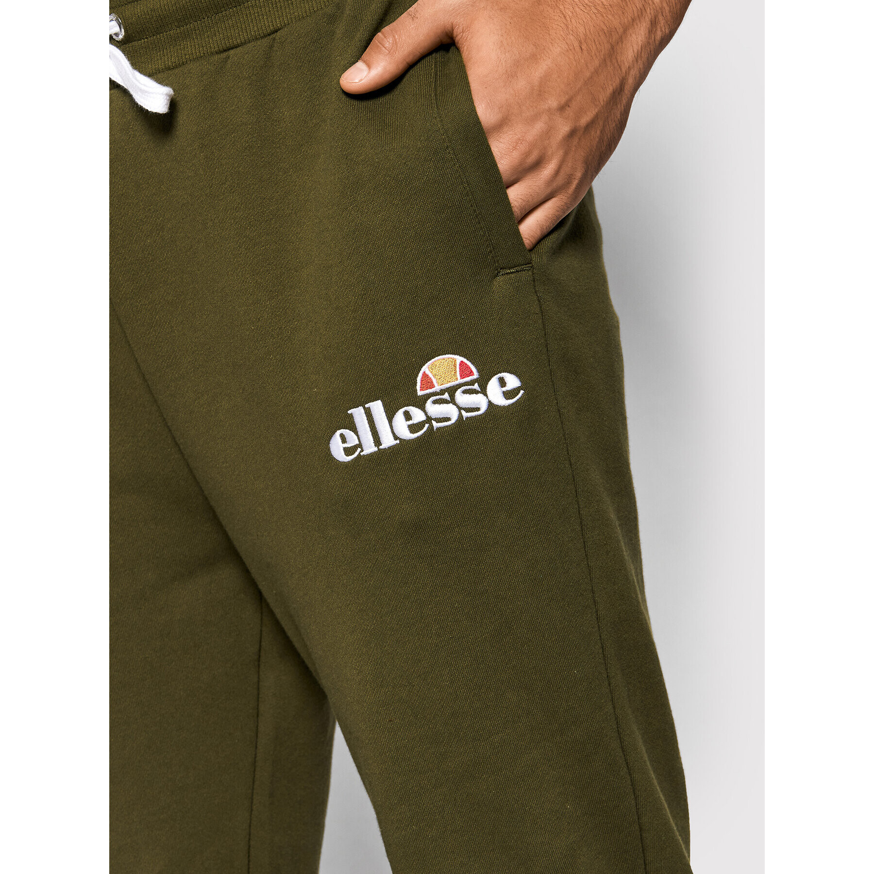 Ellesse Долнище анцуг Nioro SHS08783 Зелен Classic Fit - Pepit.bg