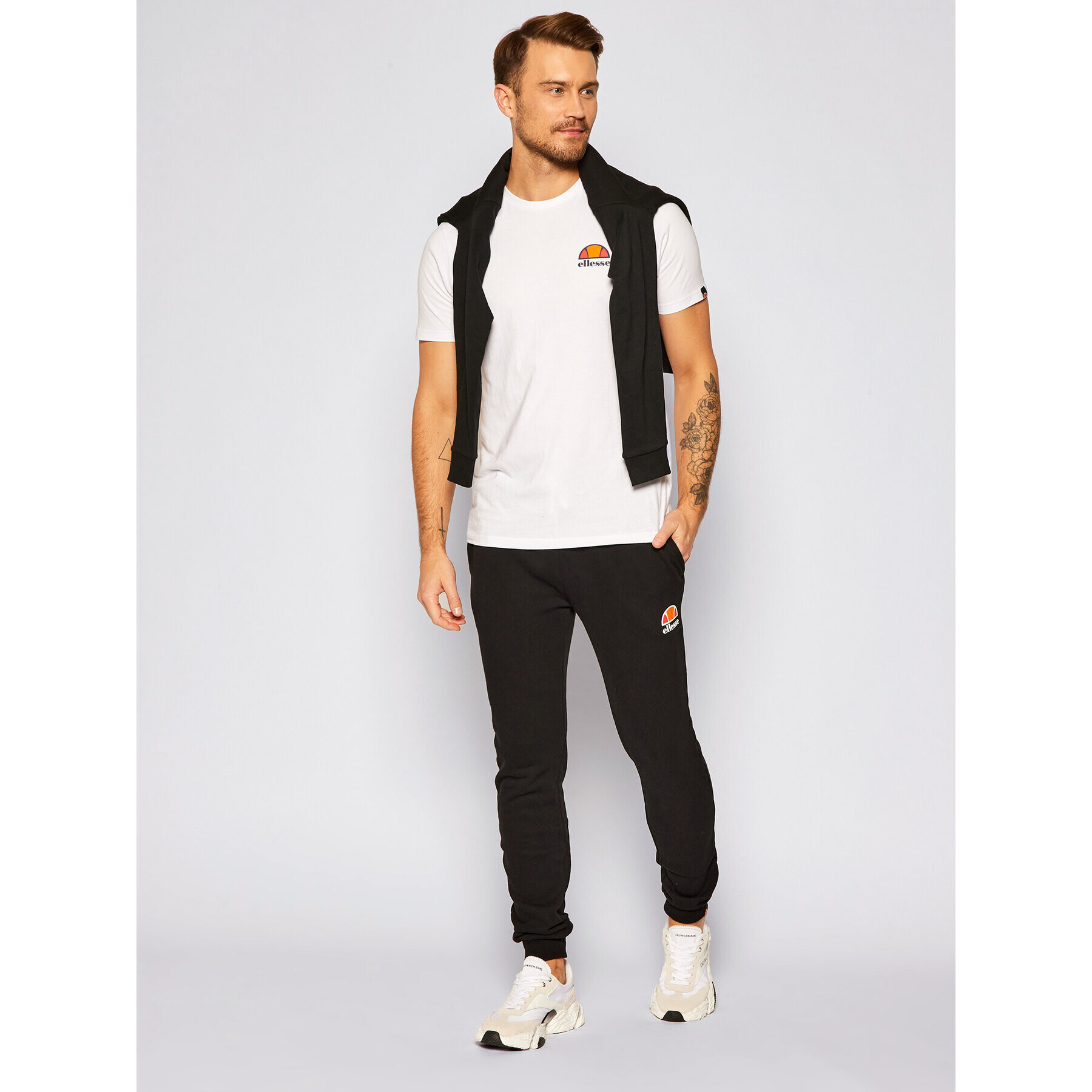 Ellesse Долнище анцуг Ovest SHS01763 Черен Regular Fit - Pepit.bg