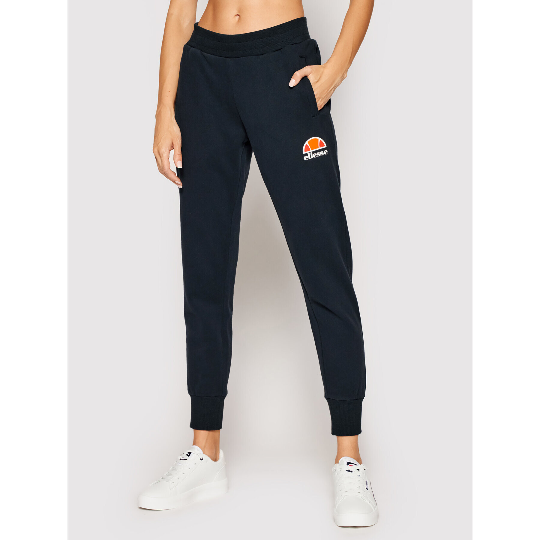 Ellesse Долнище анцуг Queenstown SGC07458 Тъмносин Regular Fit - Pepit.bg