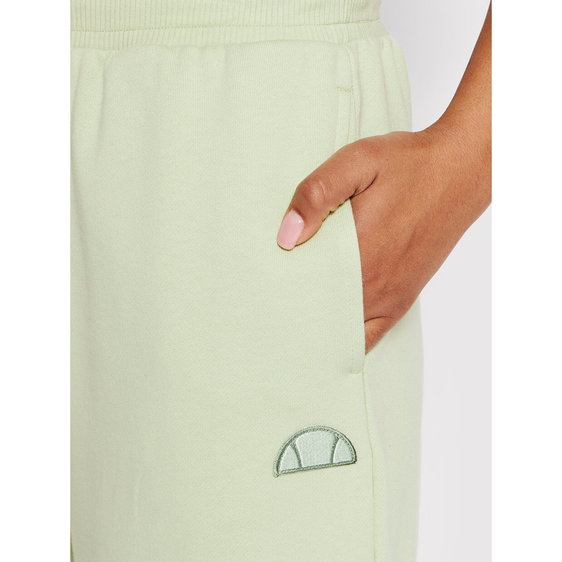 Ellesse Долнище анцуг Yein SGM14156 Зелен Relaxed Fit - Pepit.bg