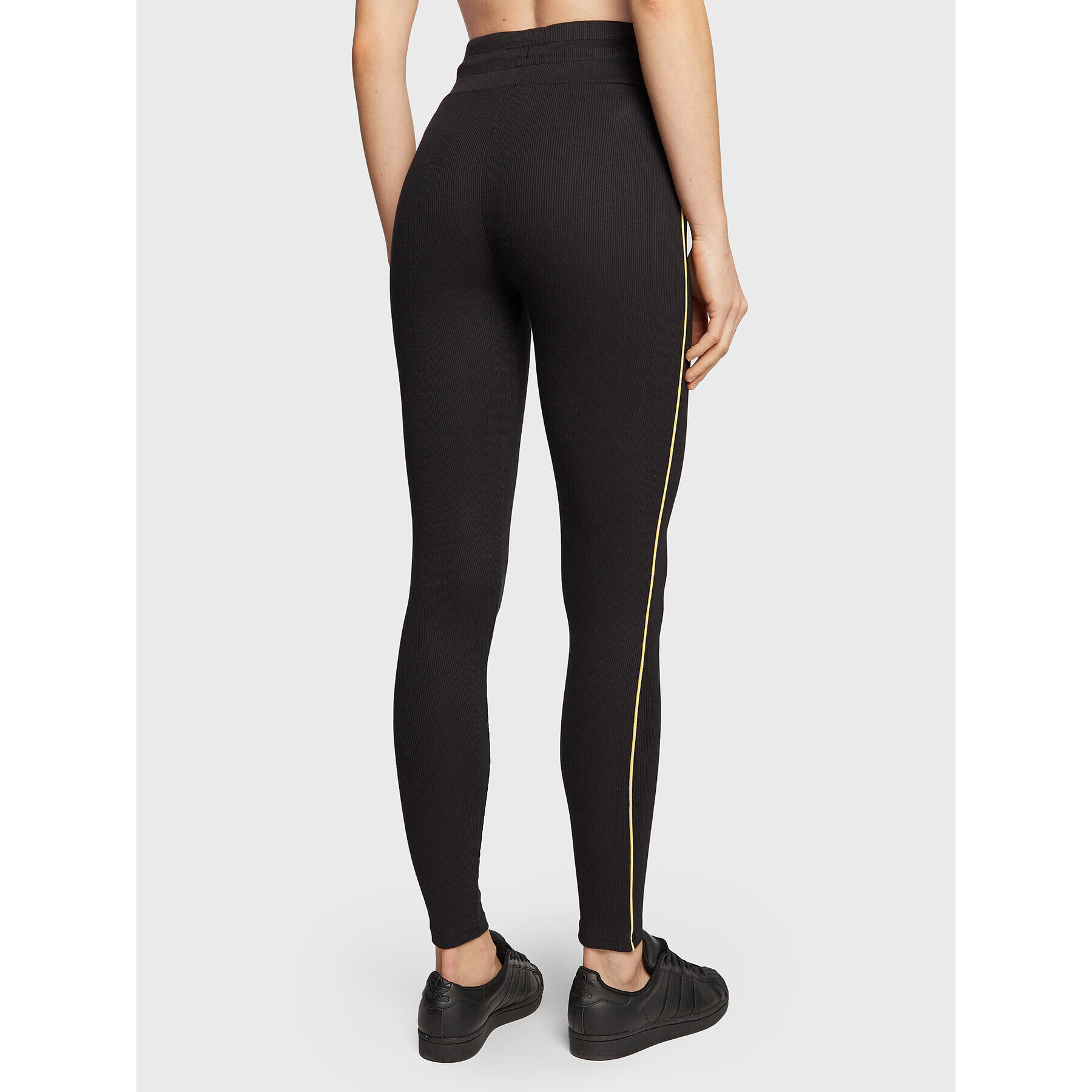 Ellesse Клин Shelter SGP16704 Черен Slim Fit - Pepit.bg