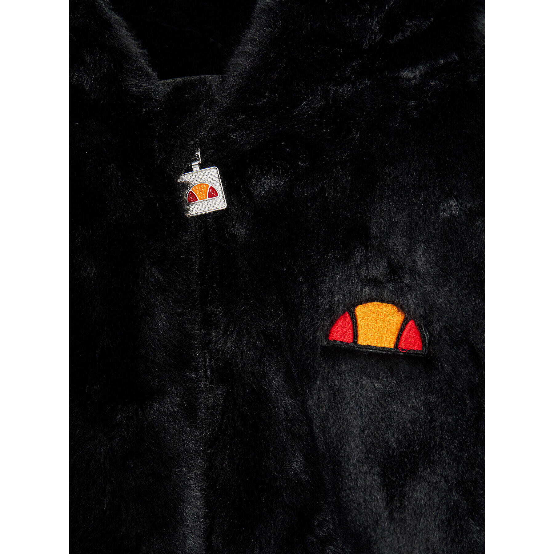 Ellesse Преходно яке Tayla S4P10560 Черен Regular Fit - Pepit.bg