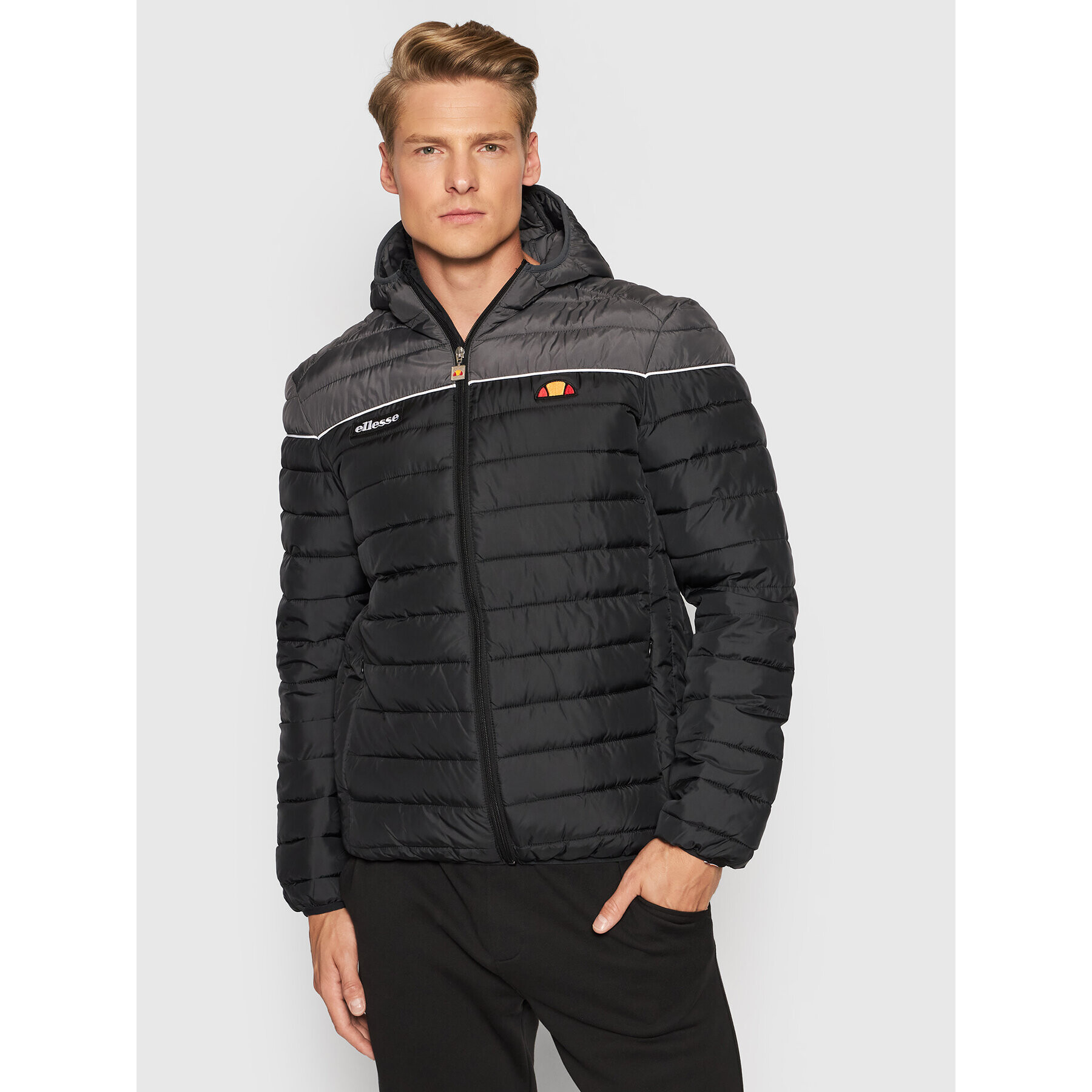 Ellesse Пухено яке Lombardy 2 SHK13274 Черен Regular Fit - Pepit.bg