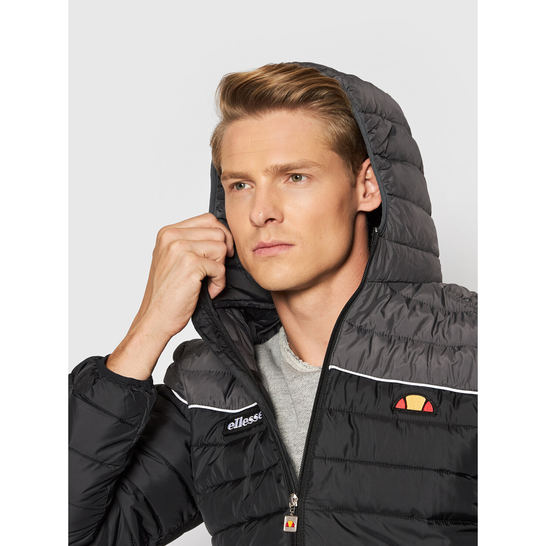 Ellesse Пухено яке Lombardy 2 SHK13274 Черен Regular Fit - Pepit.bg