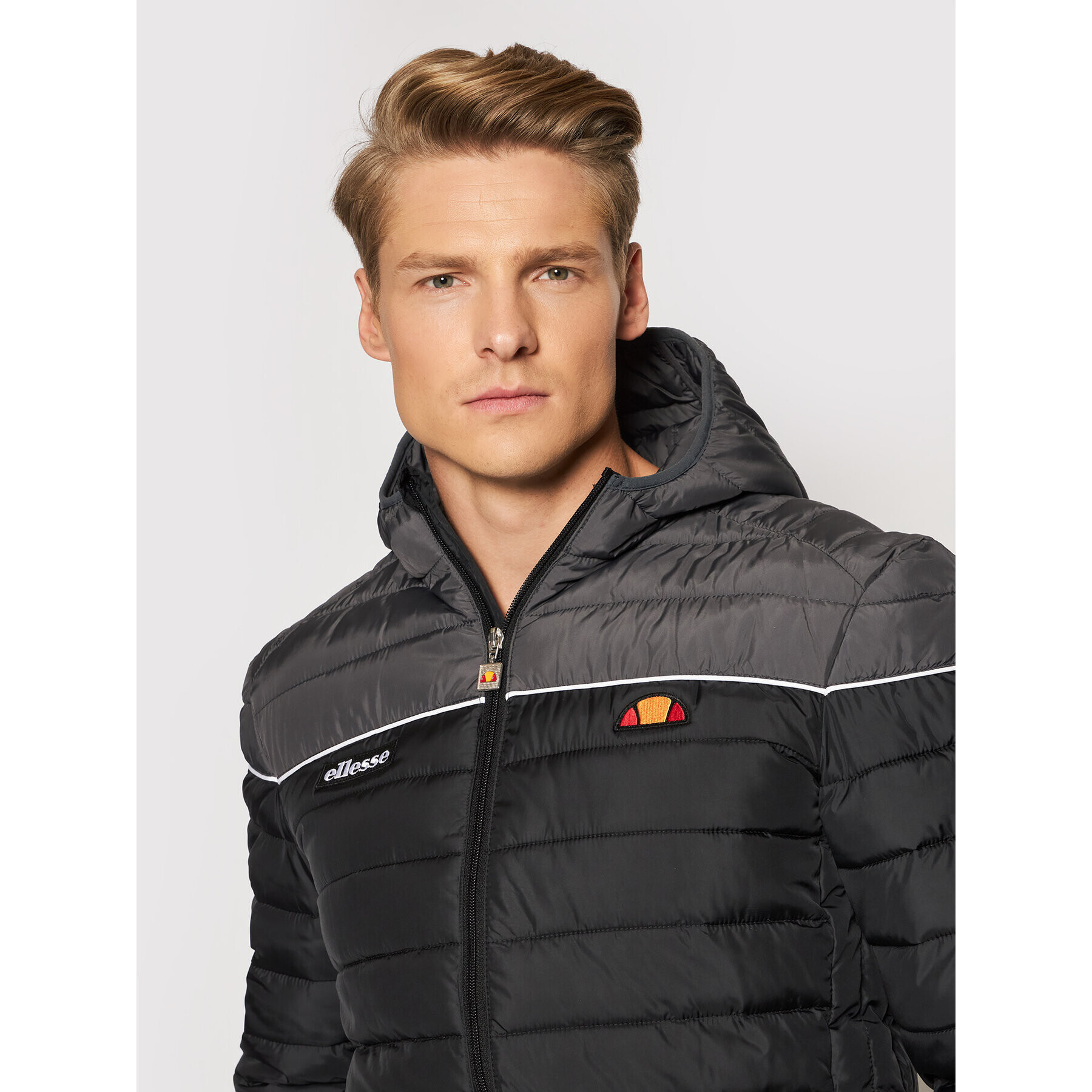 Ellesse Пухено яке Lombardy 2 SHK13274 Черен Regular Fit - Pepit.bg