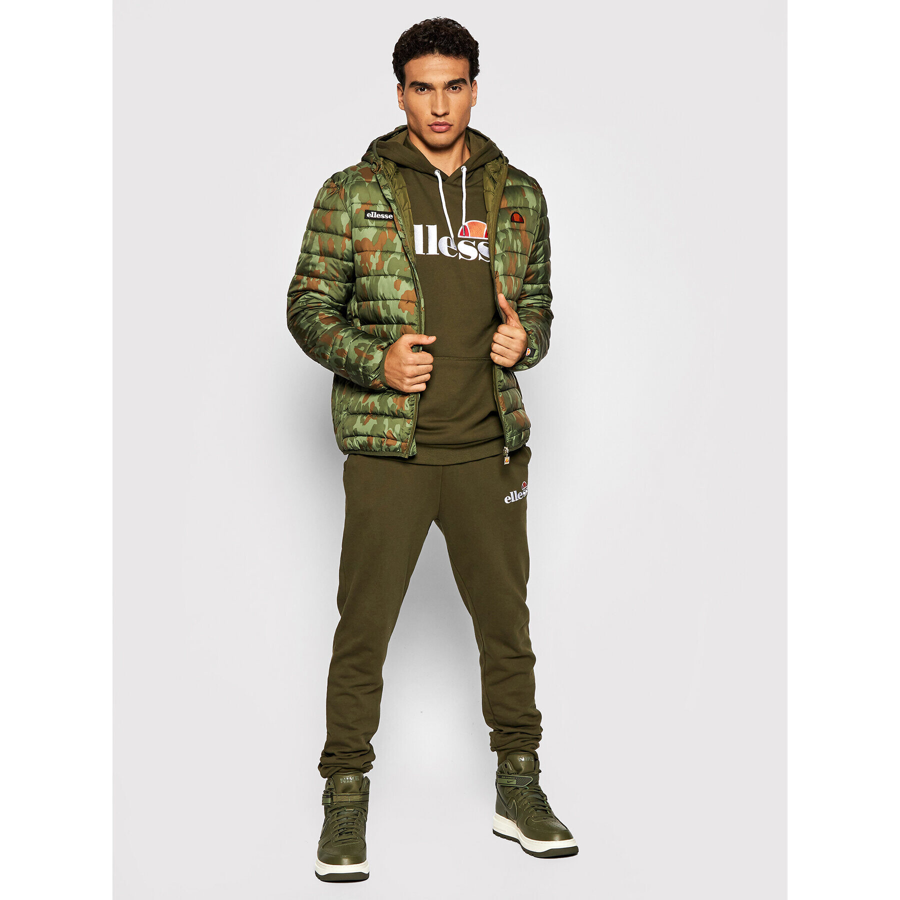 Ellesse Пухено яке Lombardy SHK01115 Зелен Regular Fit - Pepit.bg