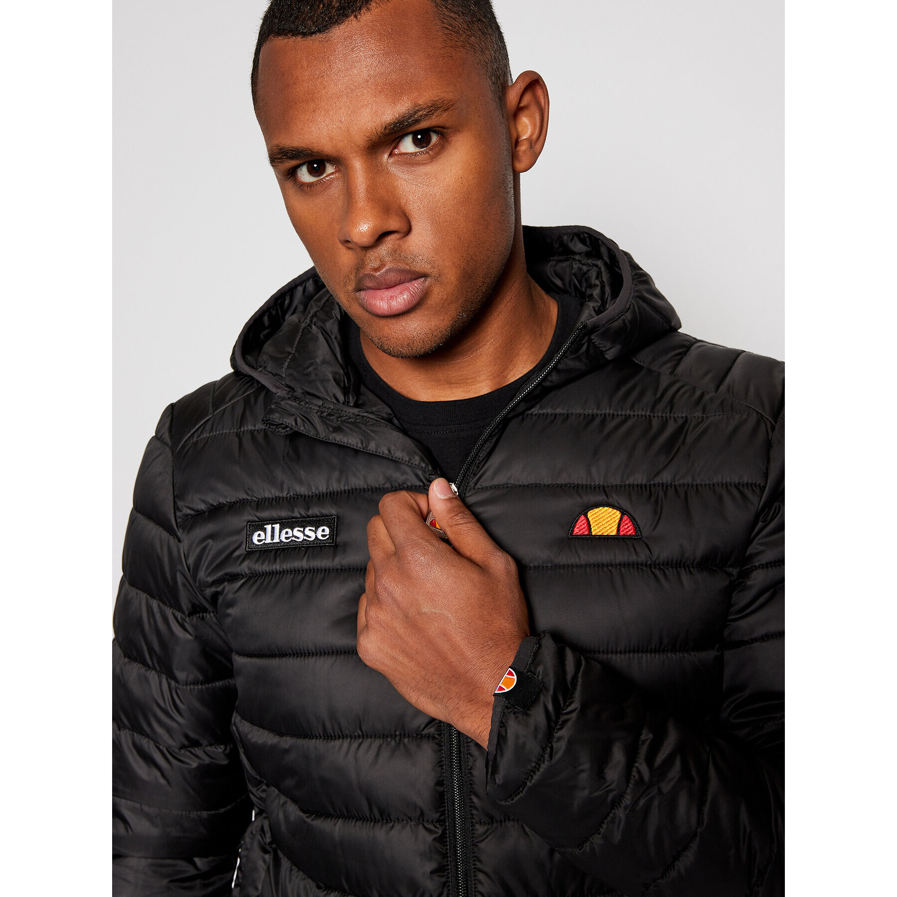 Ellesse Пухено яке Lombardy Padded SHS01115 Черен Regular Fit - Pepit.bg