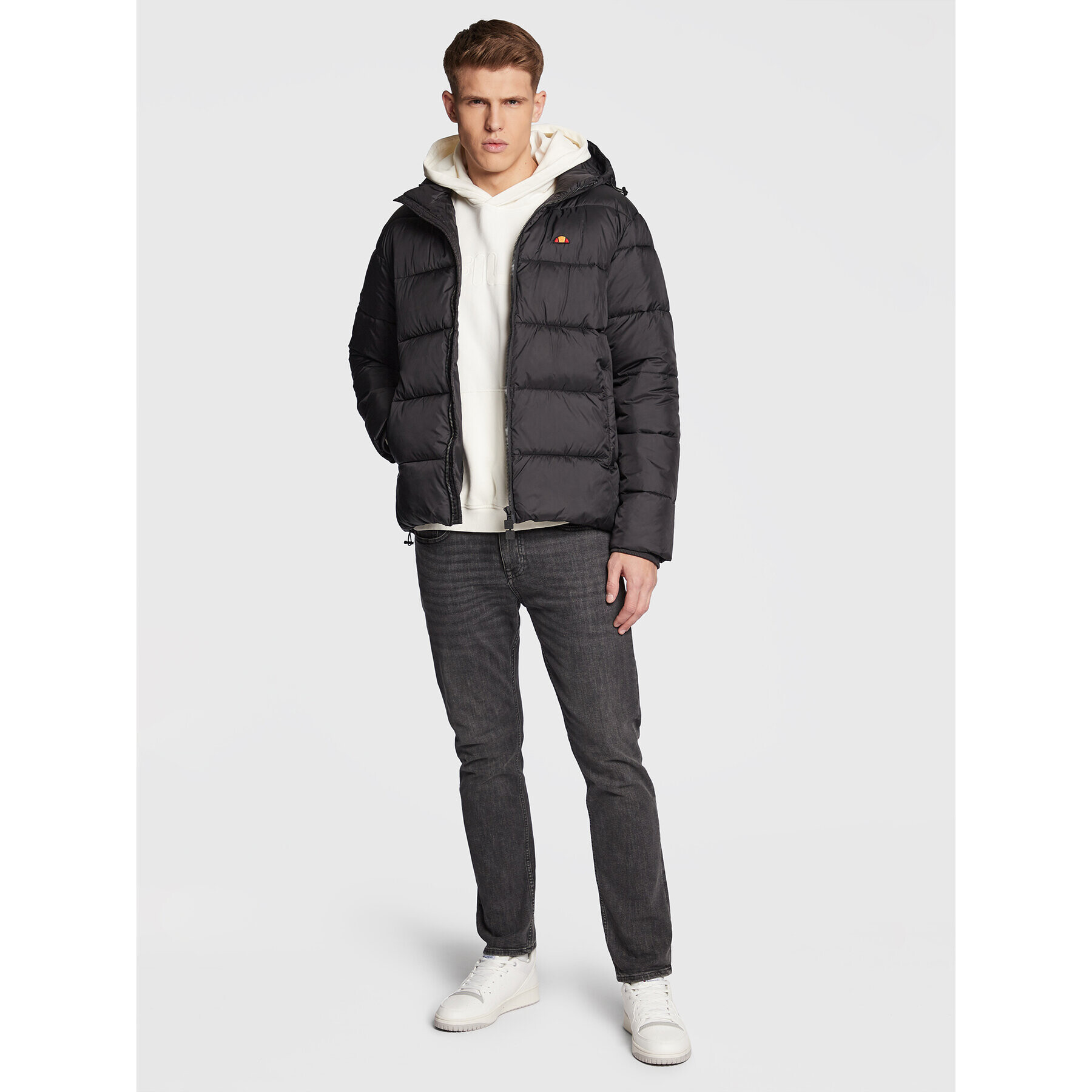 Ellesse Пухено яке SHQ17079 Черен Regular Fit - Pepit.bg