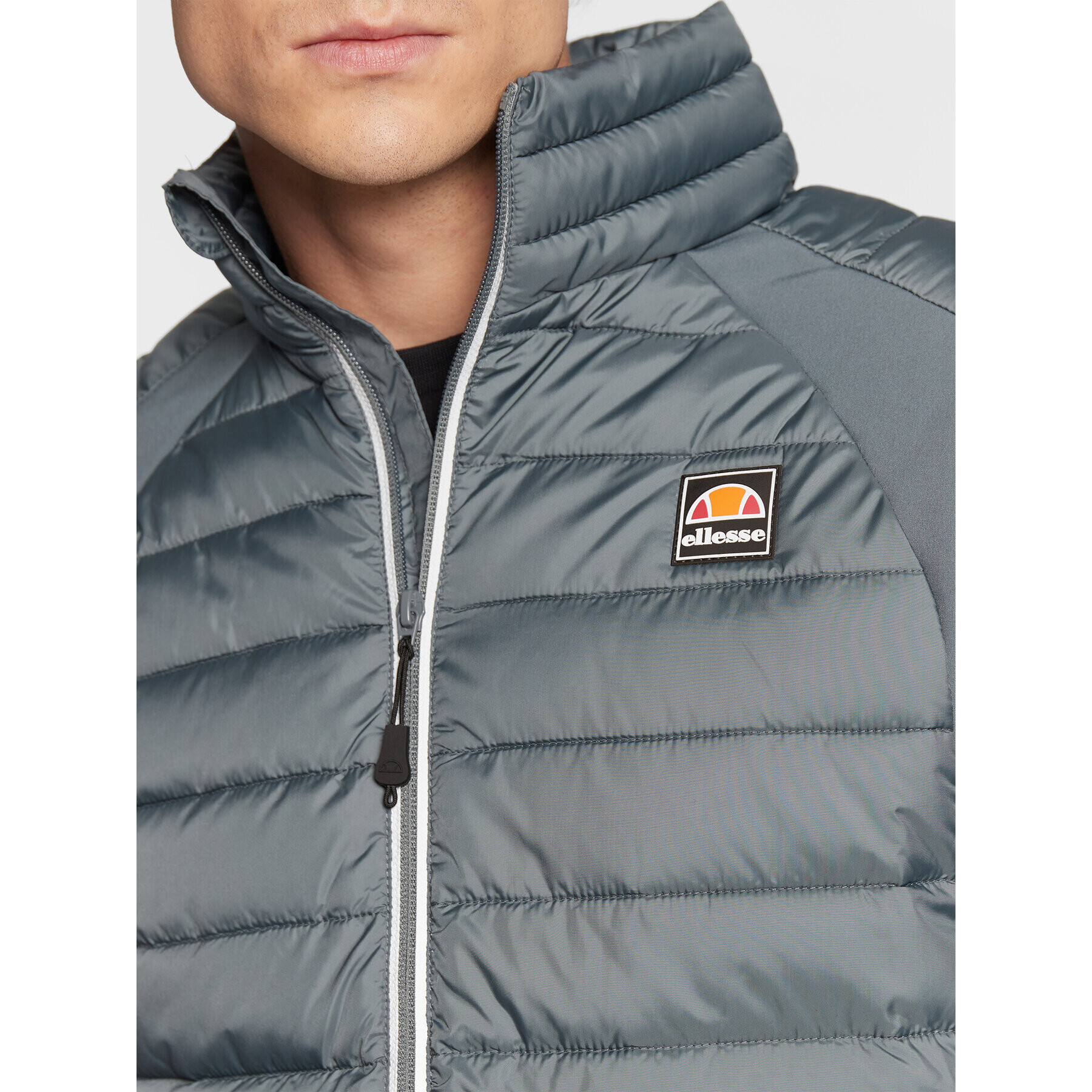 Ellesse Пухено яке Tundra SHP15820 Син Regular Fit - Pepit.bg