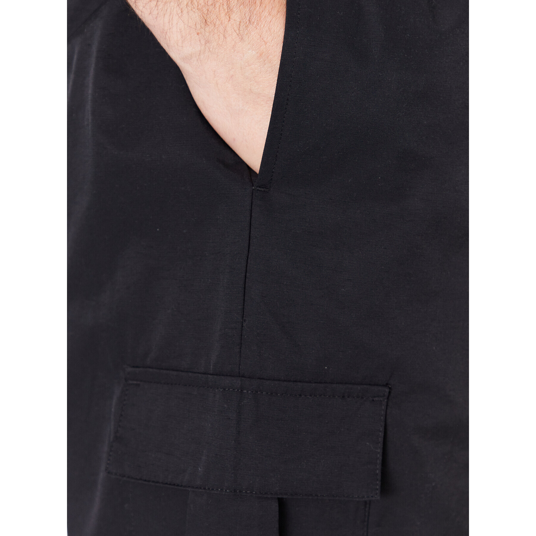 Ellesse Шорти от плат Caprera SXR17673 Черен Regular Fit - Pepit.bg