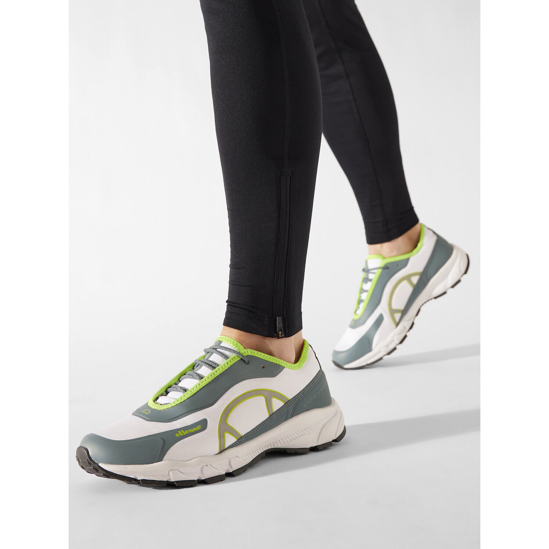 Ellesse Сникърси Montagna Runner SHPF0513 Бял - Pepit.bg