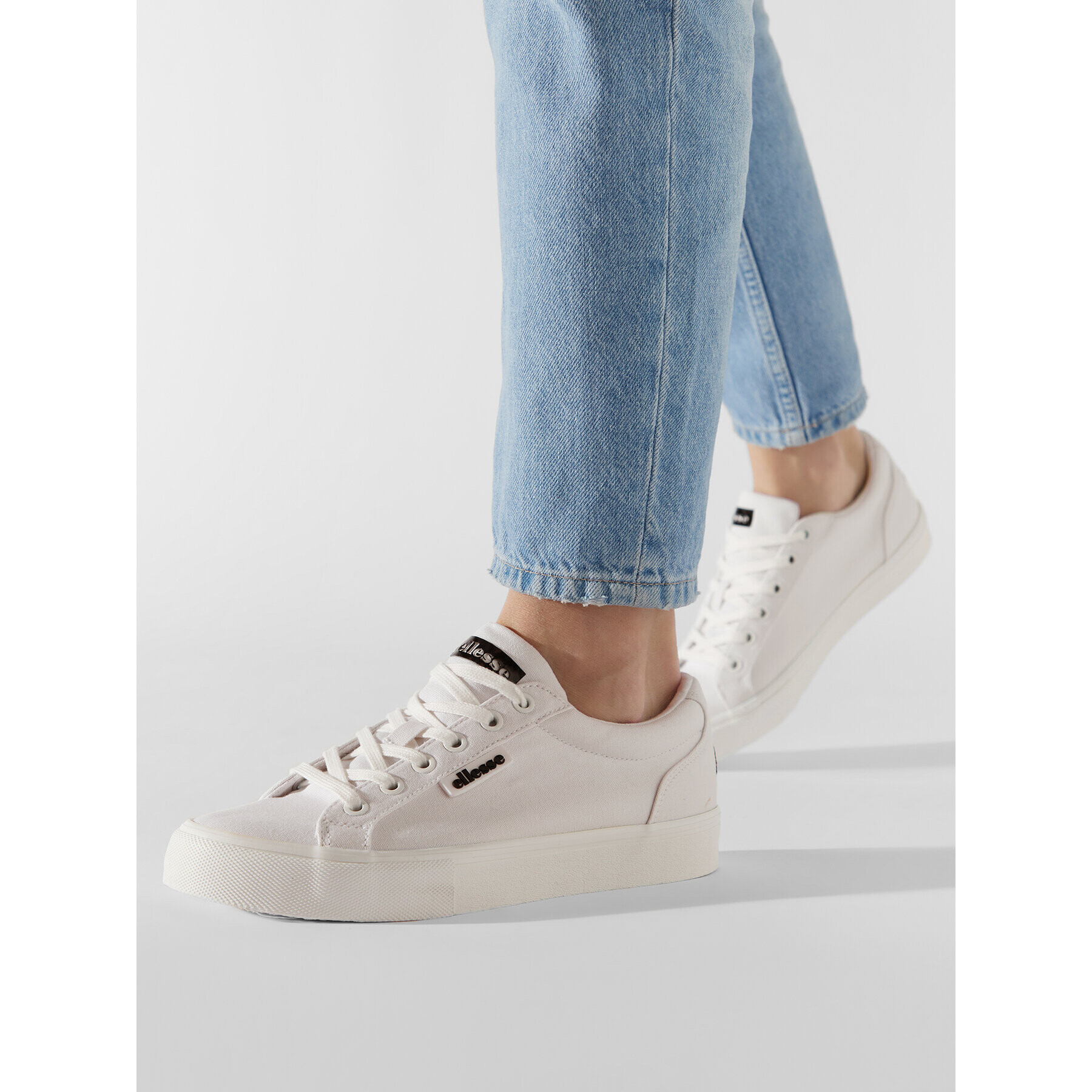 Ellesse Сникърси Stevania Vulc SGMF0420 Бял - Pepit.bg