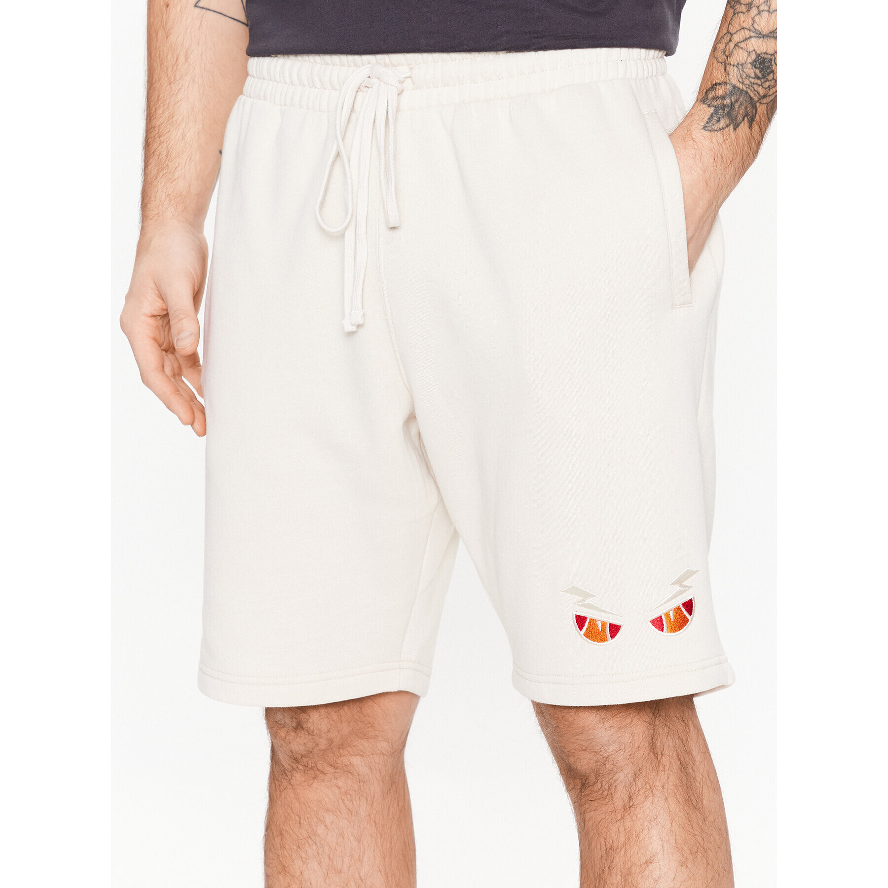 Ellesse Спортни шорти Agusto SHR18011 Бежов Regular Fit - Pepit.bg