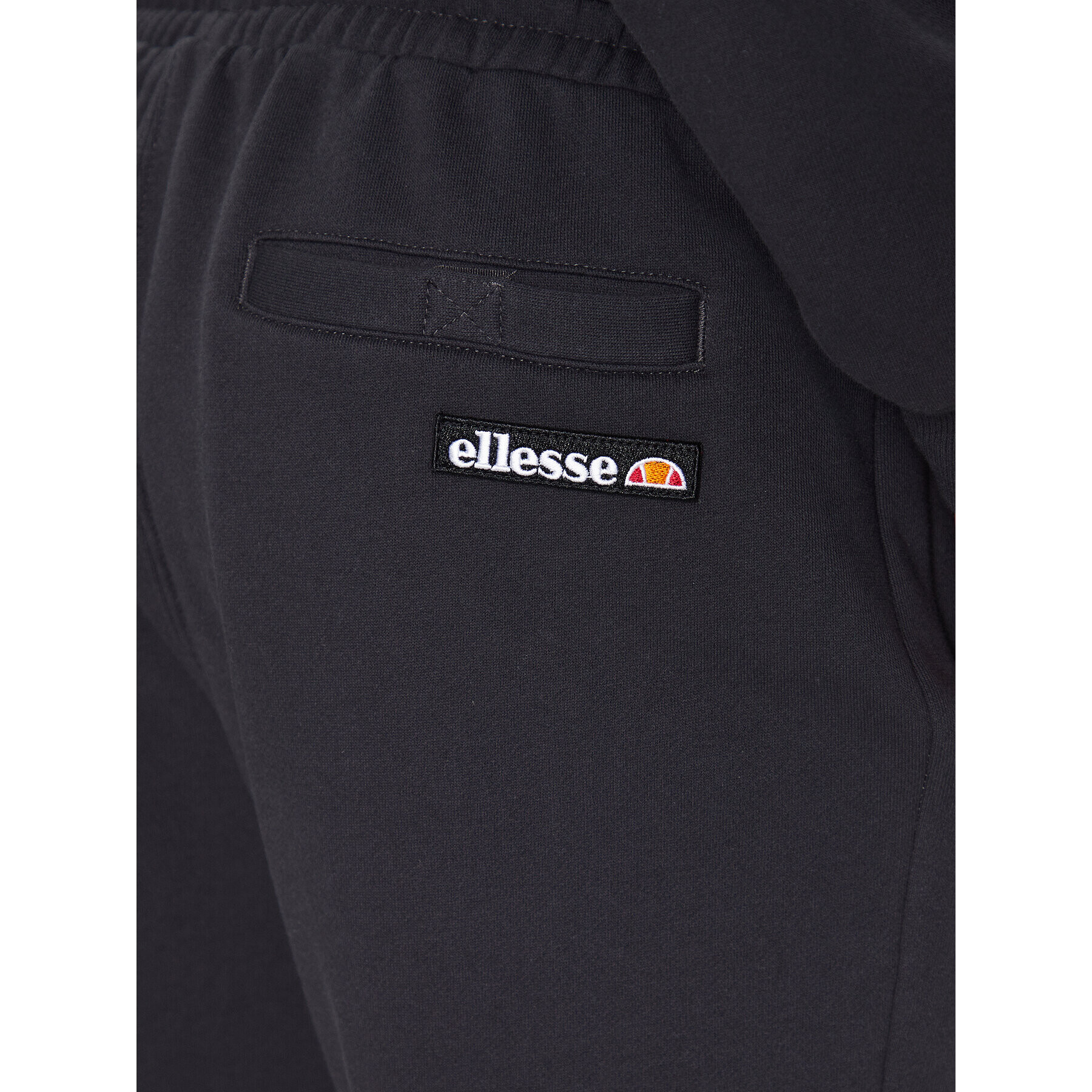 Ellesse Спортни шорти Agusto SHR18011 Черен Regular Fit - Pepit.bg