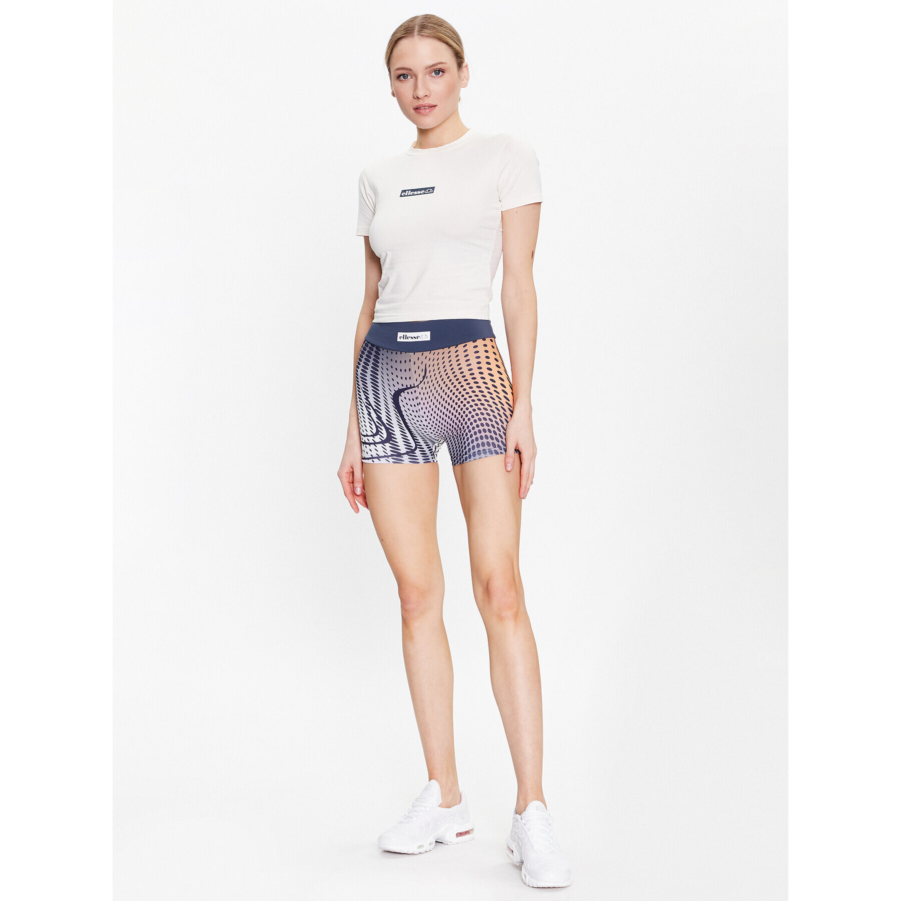 Ellesse Спортни шорти Jessila SGR17935 Цветен Slim Fit - Pepit.bg