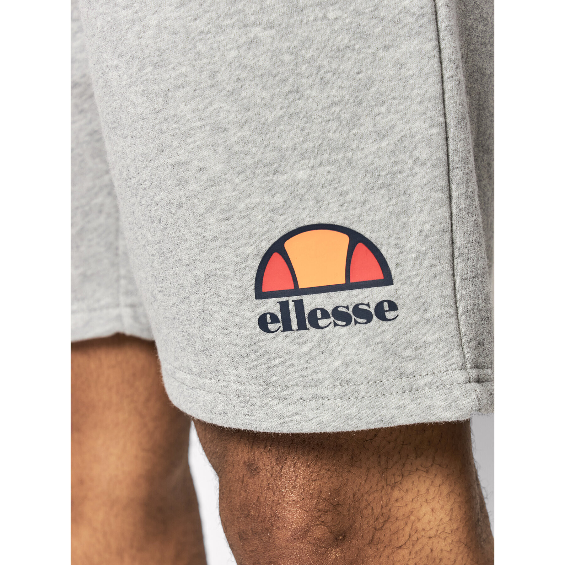 Ellesse Спортни шорти Malviva SXG13532 Сив Regular Fit - Pepit.bg