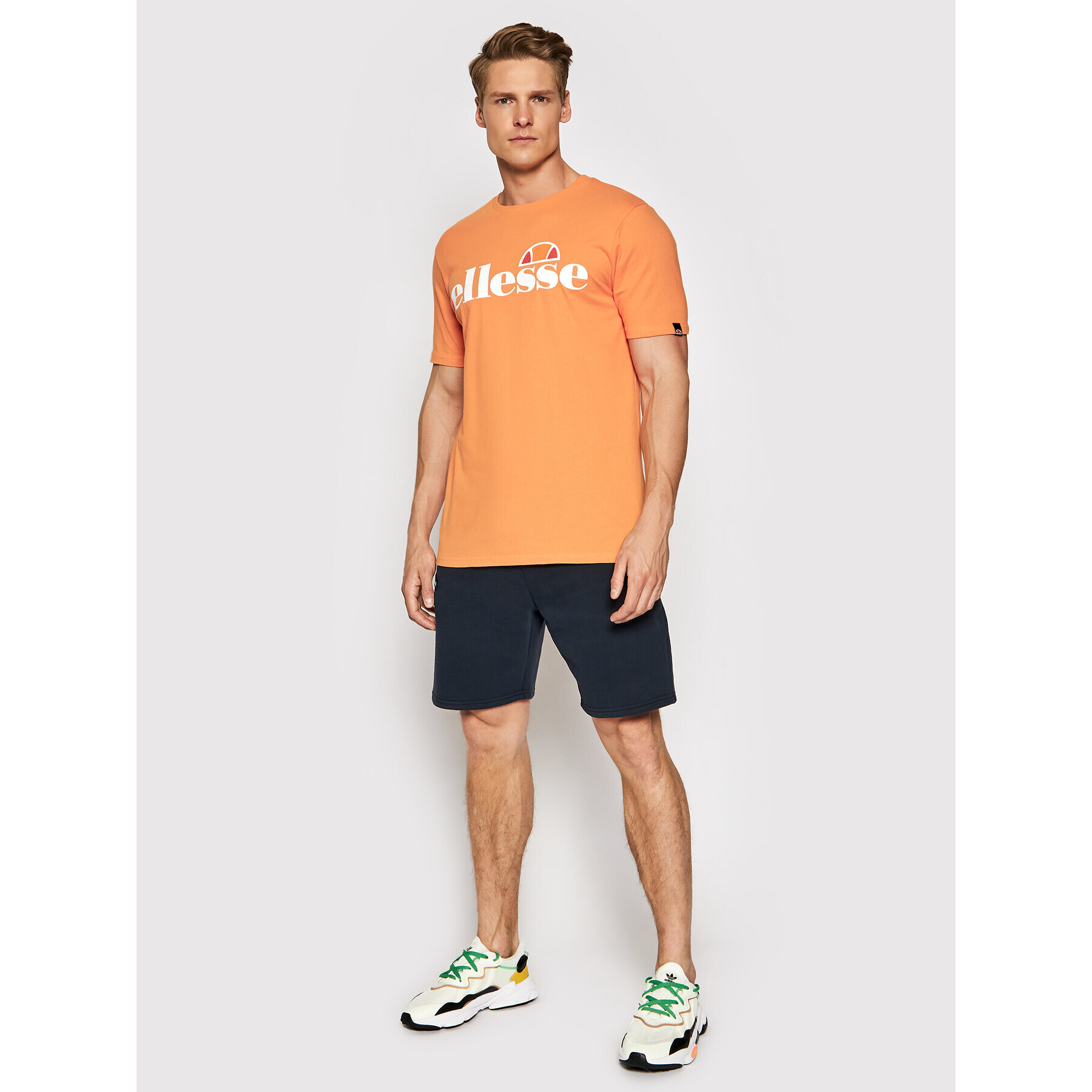 Ellesse Спортни шорти Noli SHS01894 Тъмносин Regular Fit - Pepit.bg