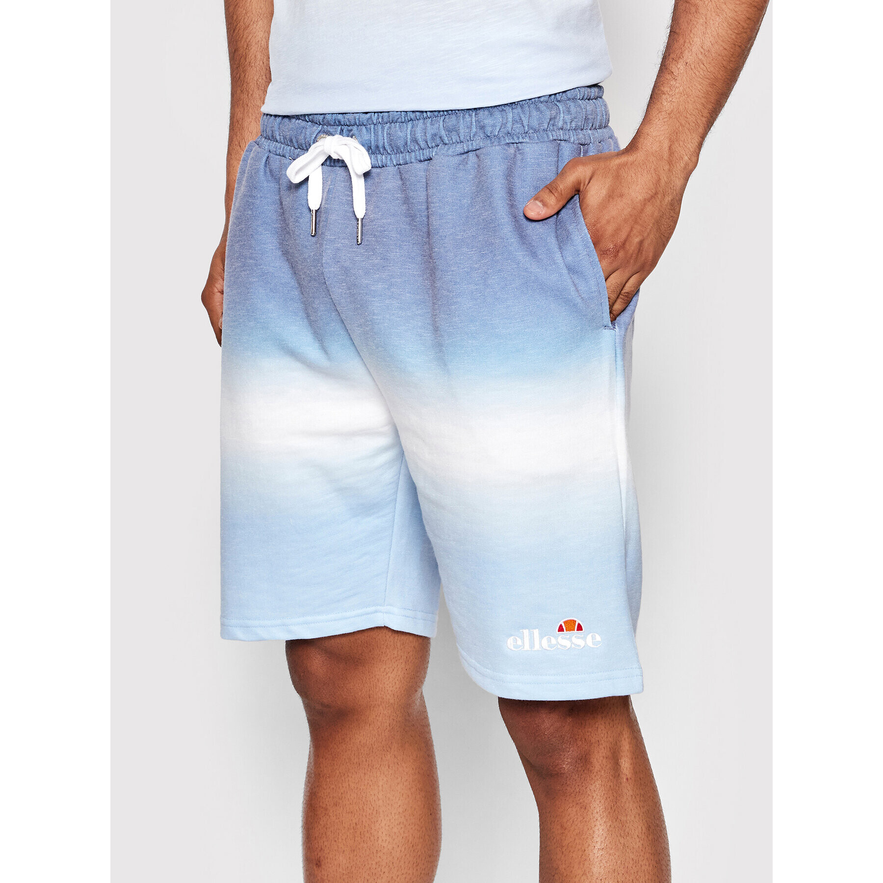 Ellesse Спортни шорти Nolish SHN15093 Син Regular Fit - Pepit.bg