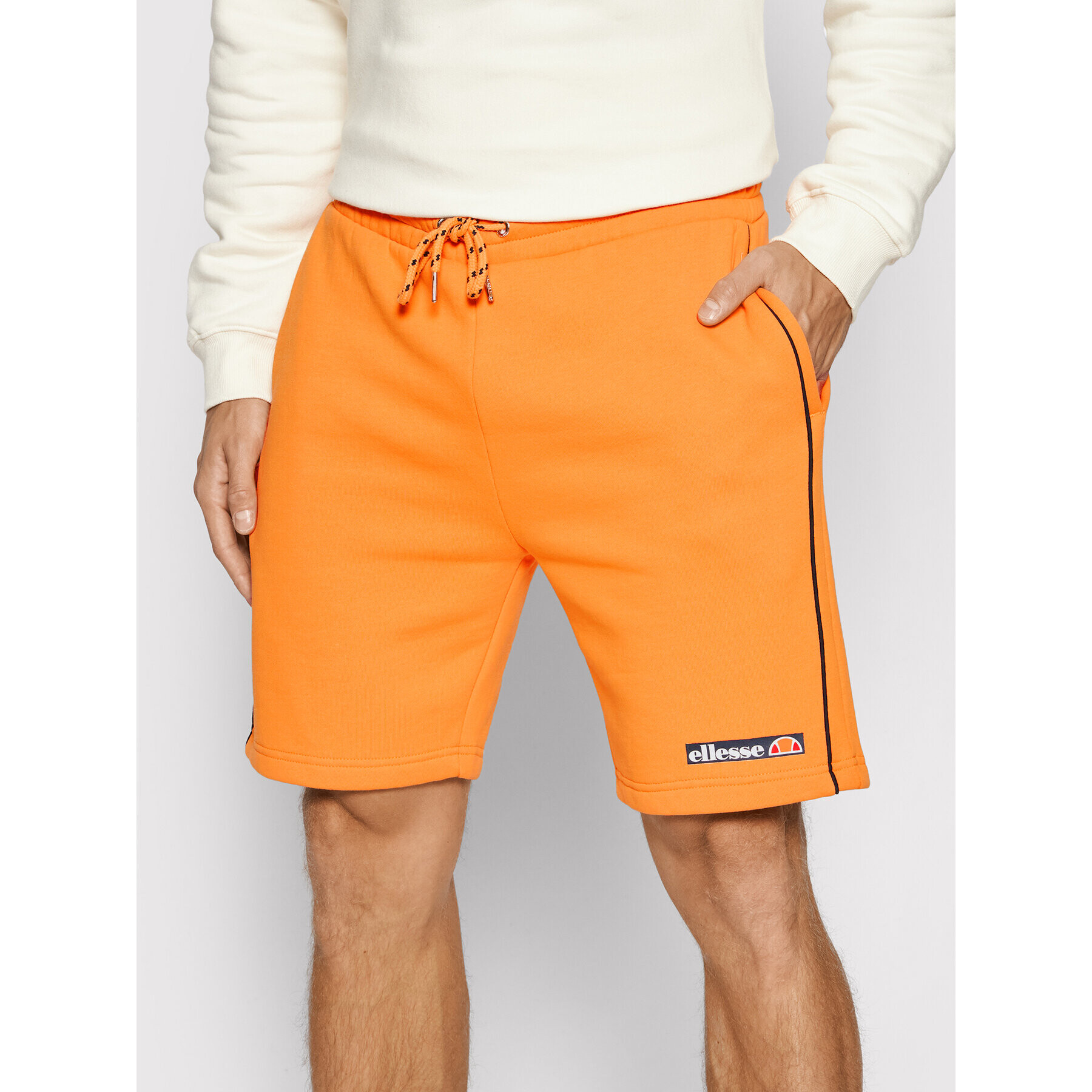 Ellesse Спортни шорти Pravis SHK12193 Оранжев Regular Fit - Pepit.bg