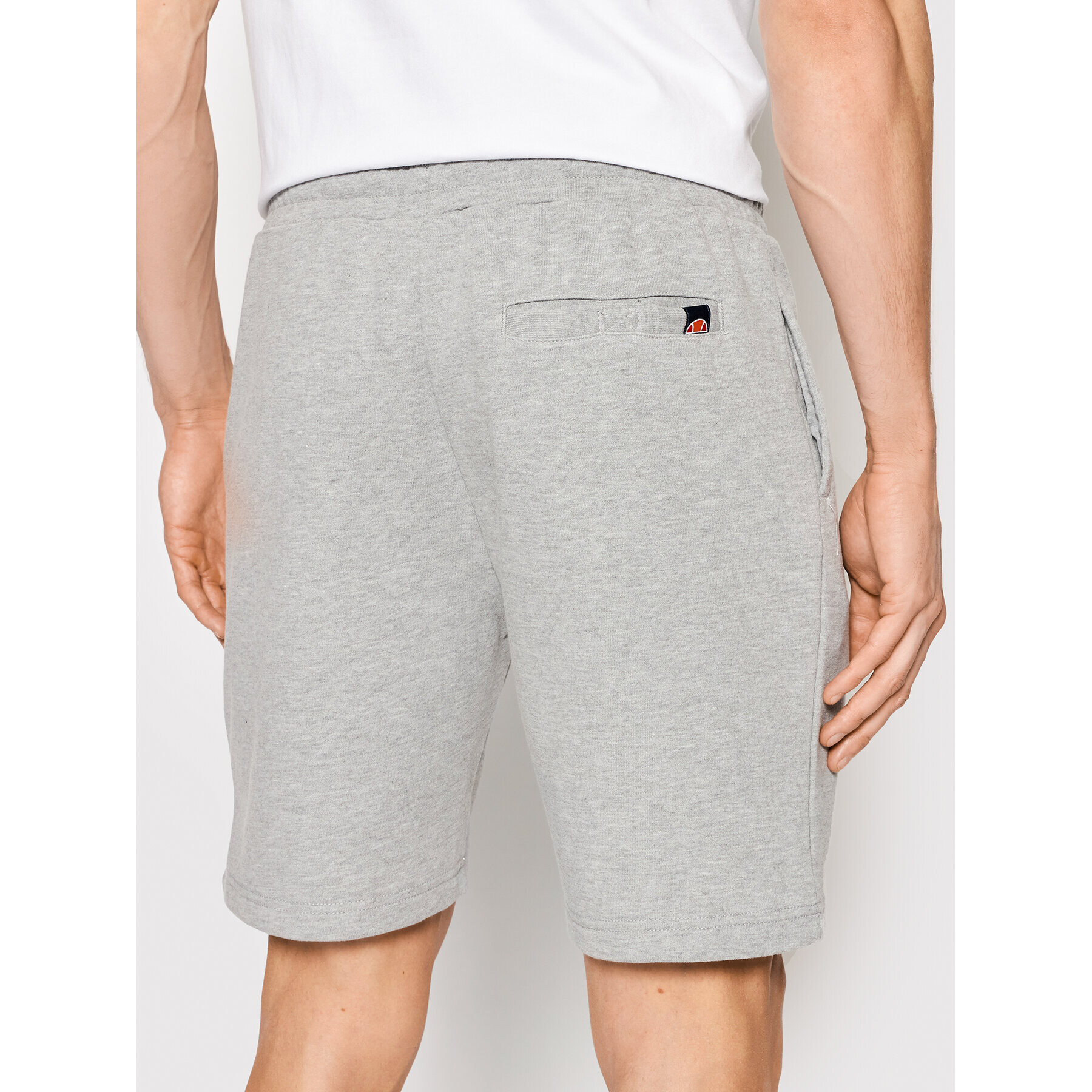 Ellesse Спортни шорти Silvan SHF09162 Сив Regular Fit - Pepit.bg